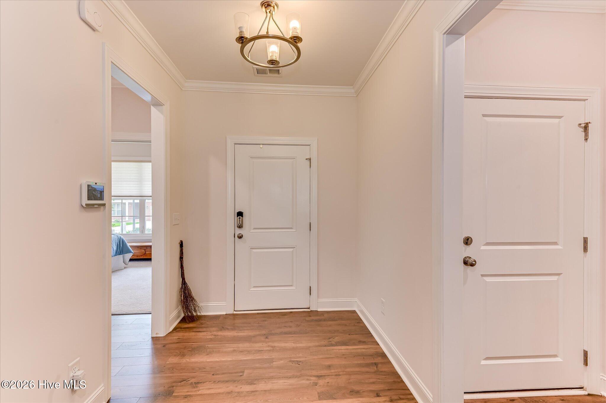 122 Fitzsimmons Drive Property Photo 25