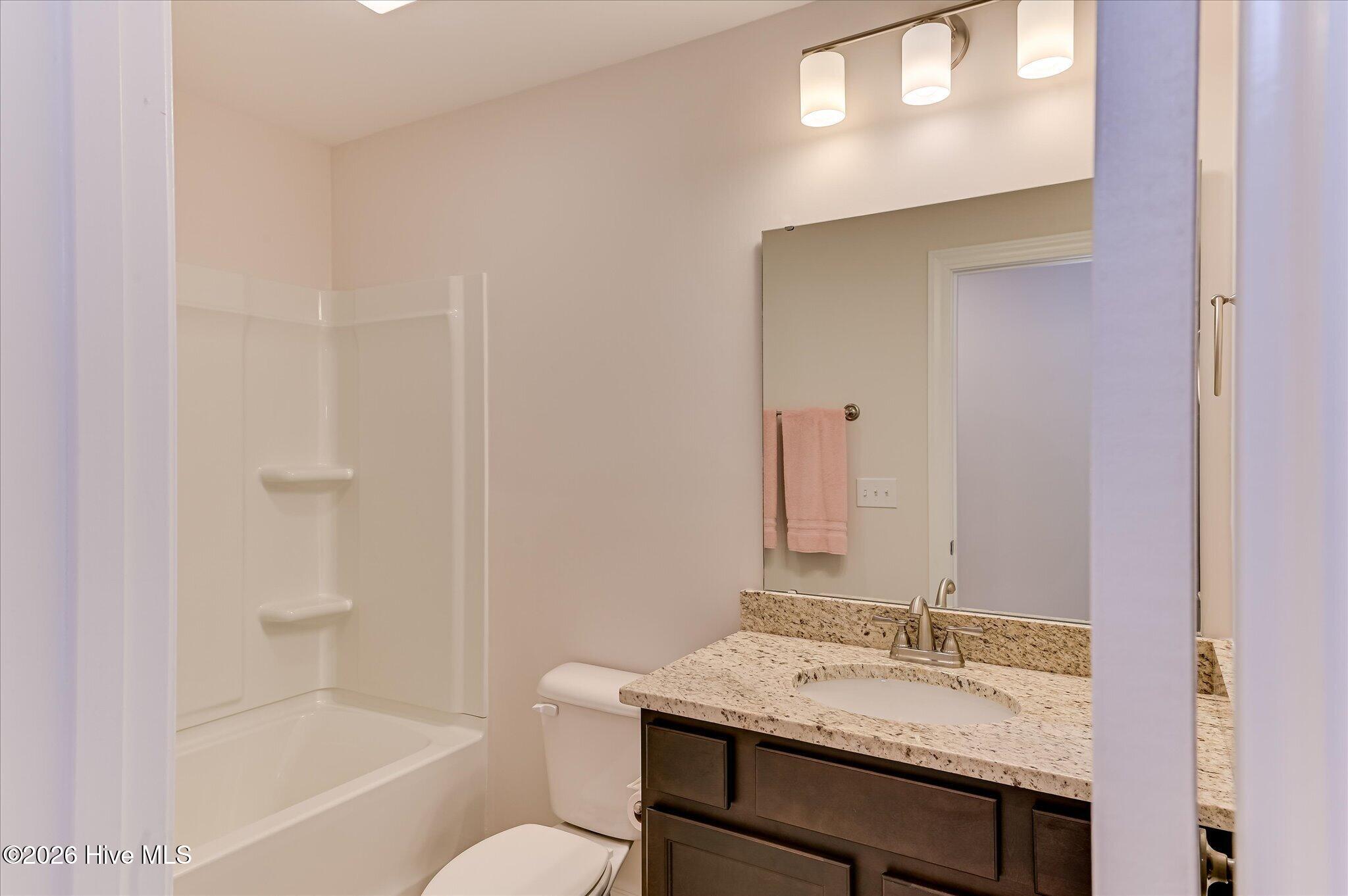 122 Fitzsimmons Drive Property Photo 32
