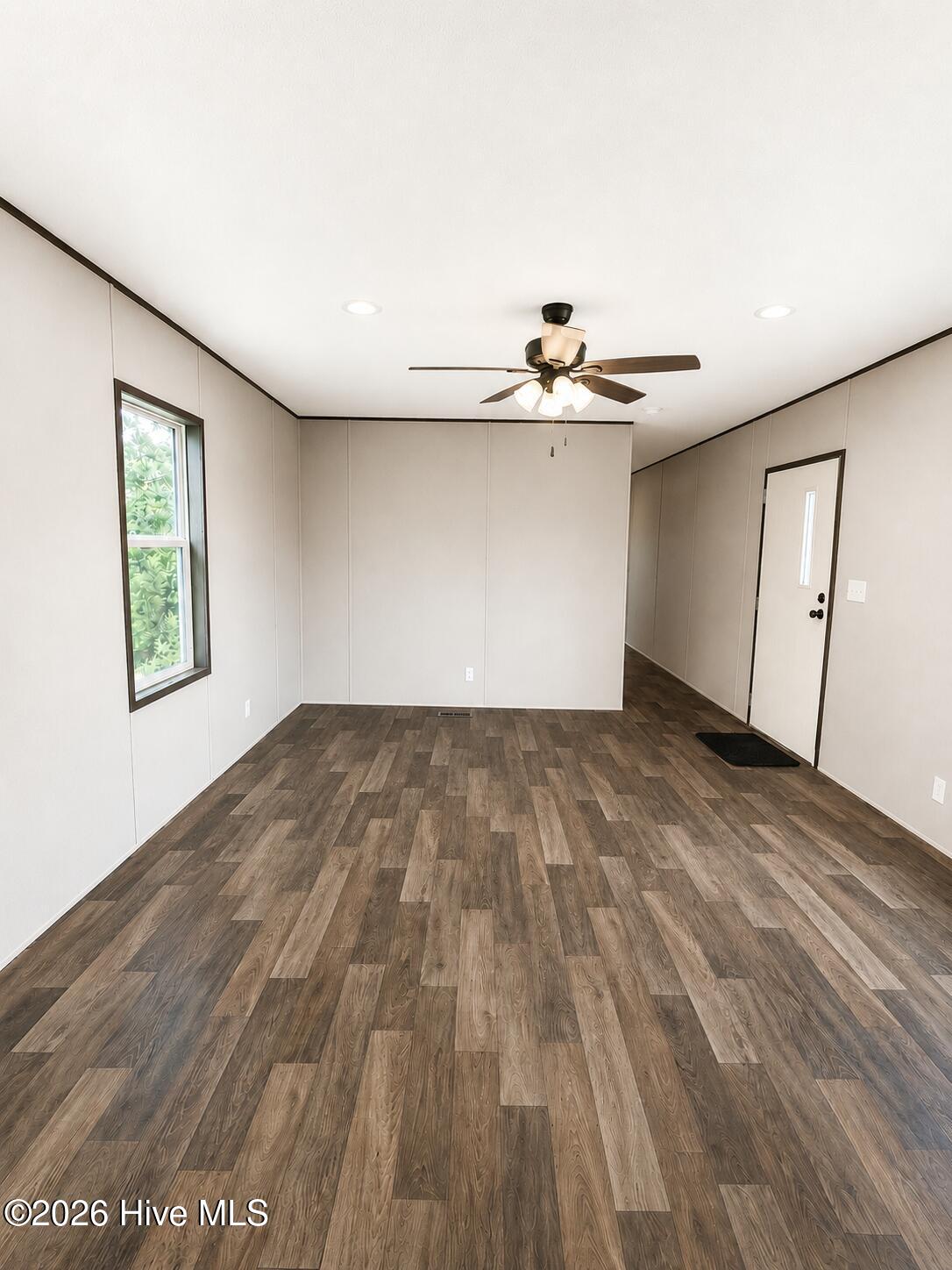 1713 Colon Mintz Road Ne Property Photo 2