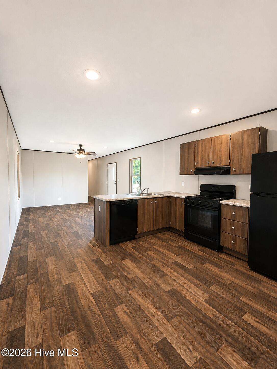1713 Colon Mintz Road Ne Property Photo 4