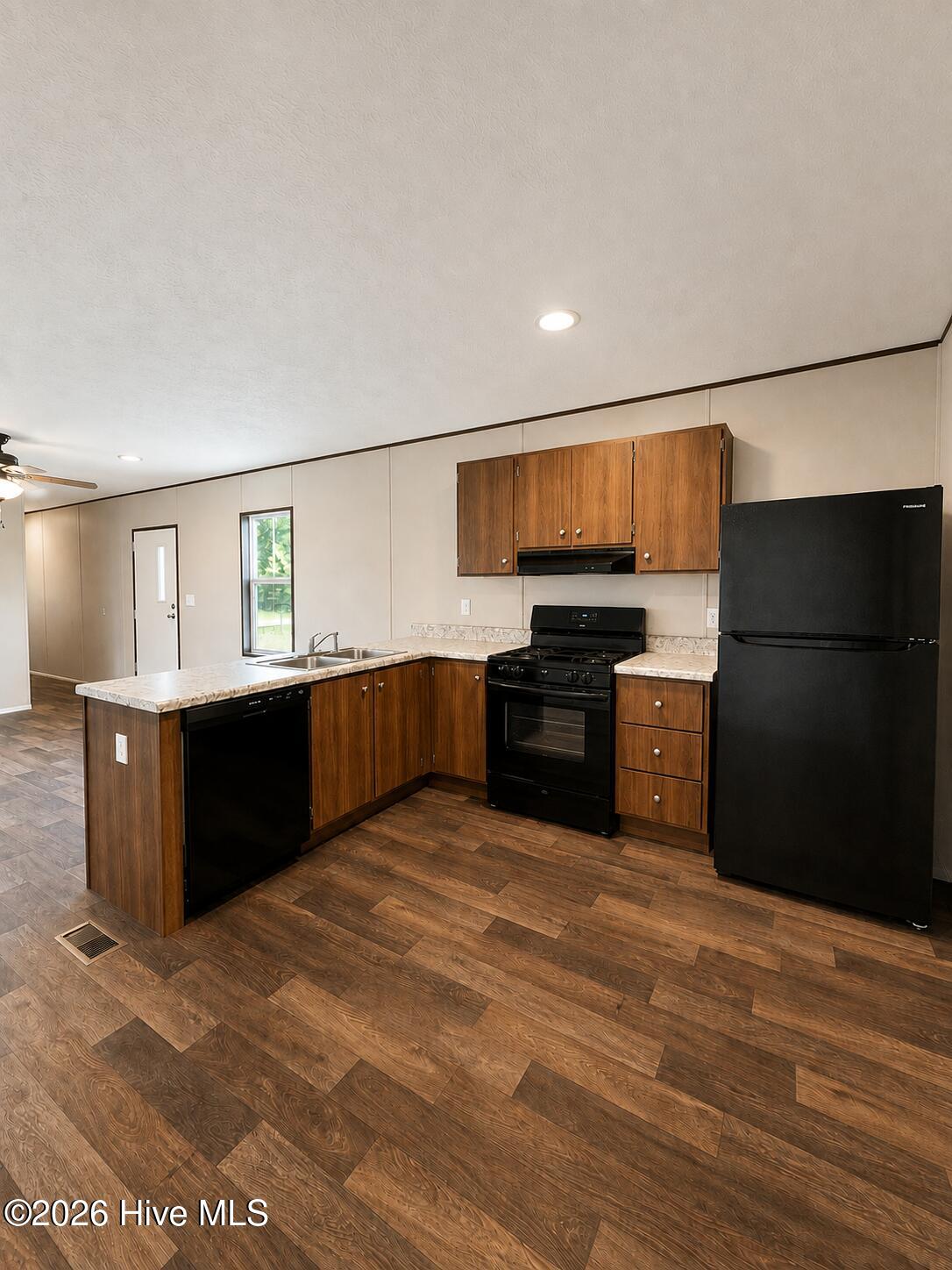 1713 Colon Mintz Road Ne Property Photo 5