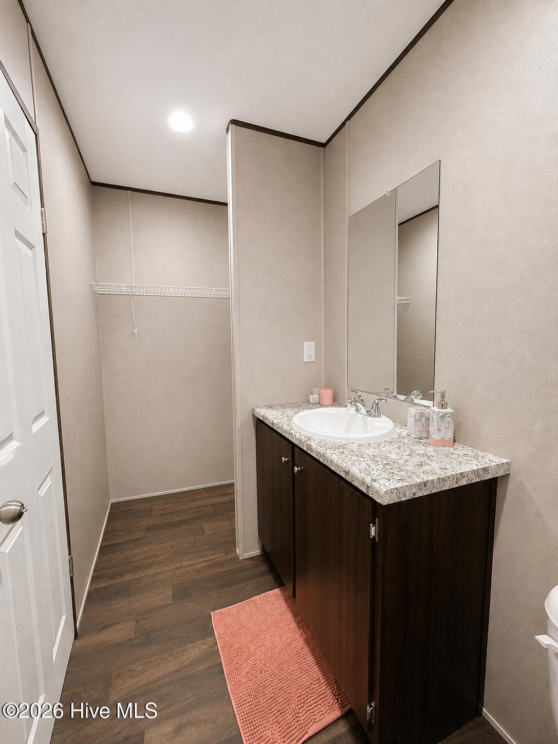 1713 Colon Mintz Road Ne Property Photo 12