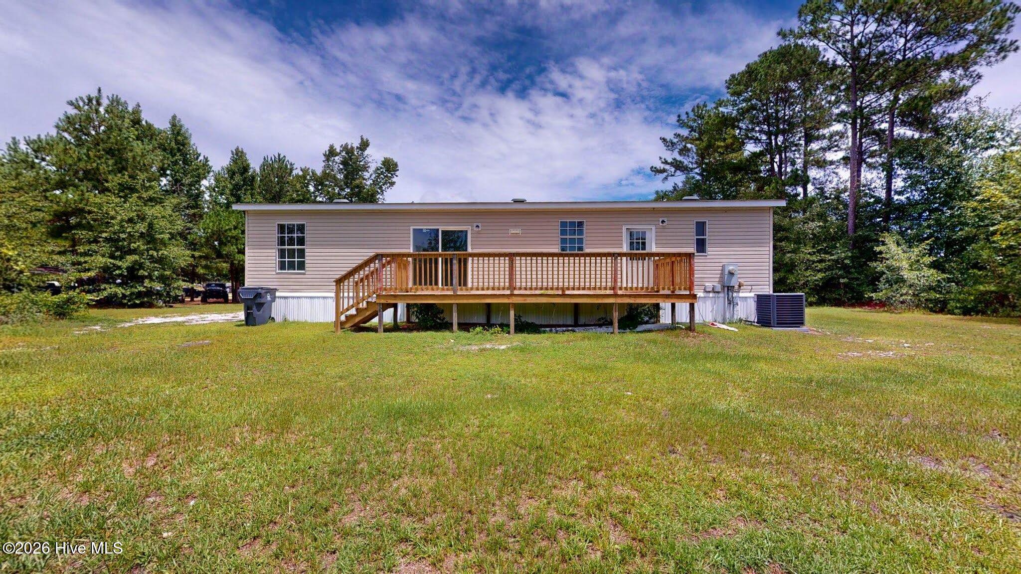 155 Crown Point Drive Property Photo 6