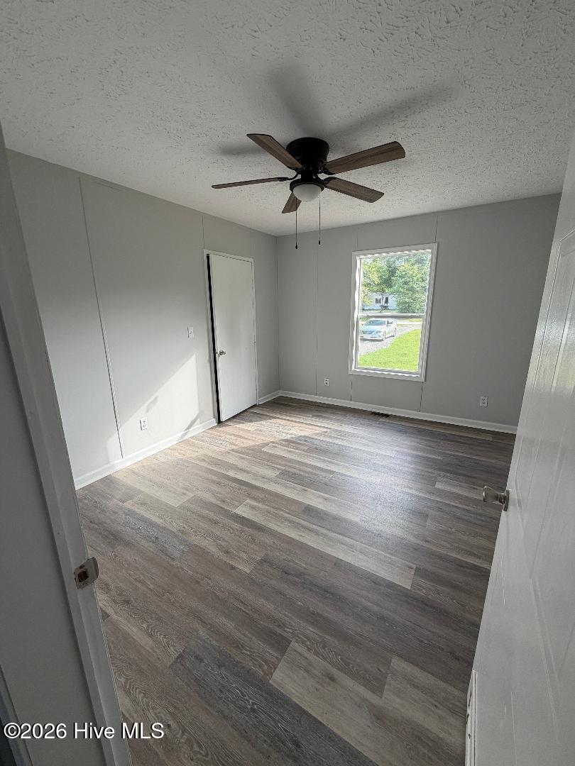 155 Crown Point Drive Property Photo 18