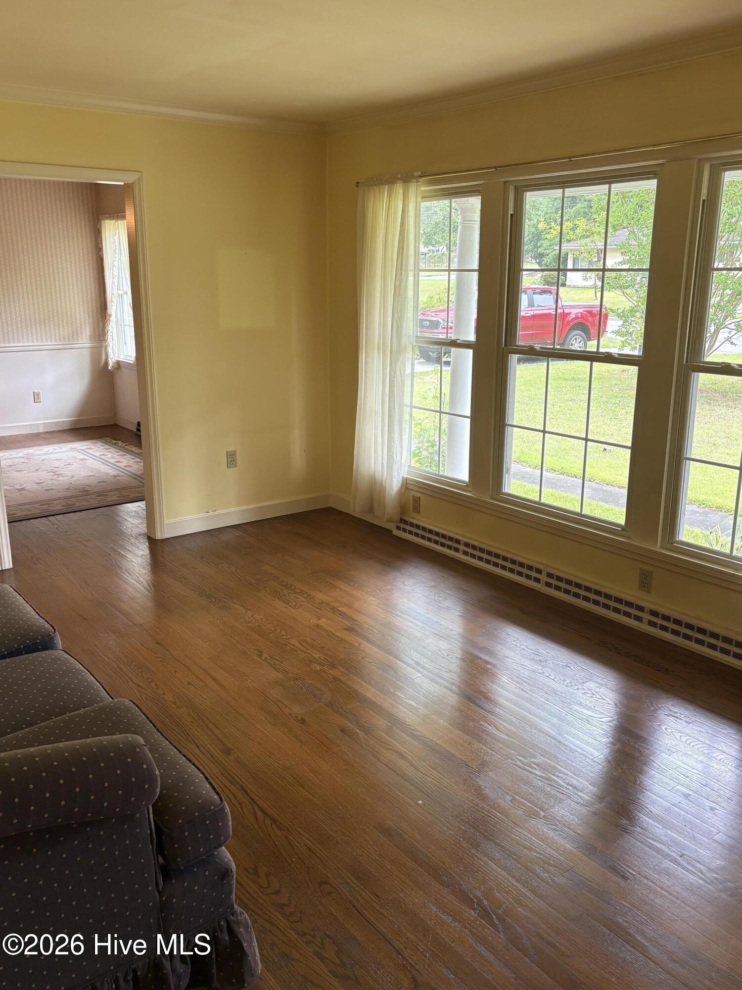 209 Oak Drive Property Photo 6