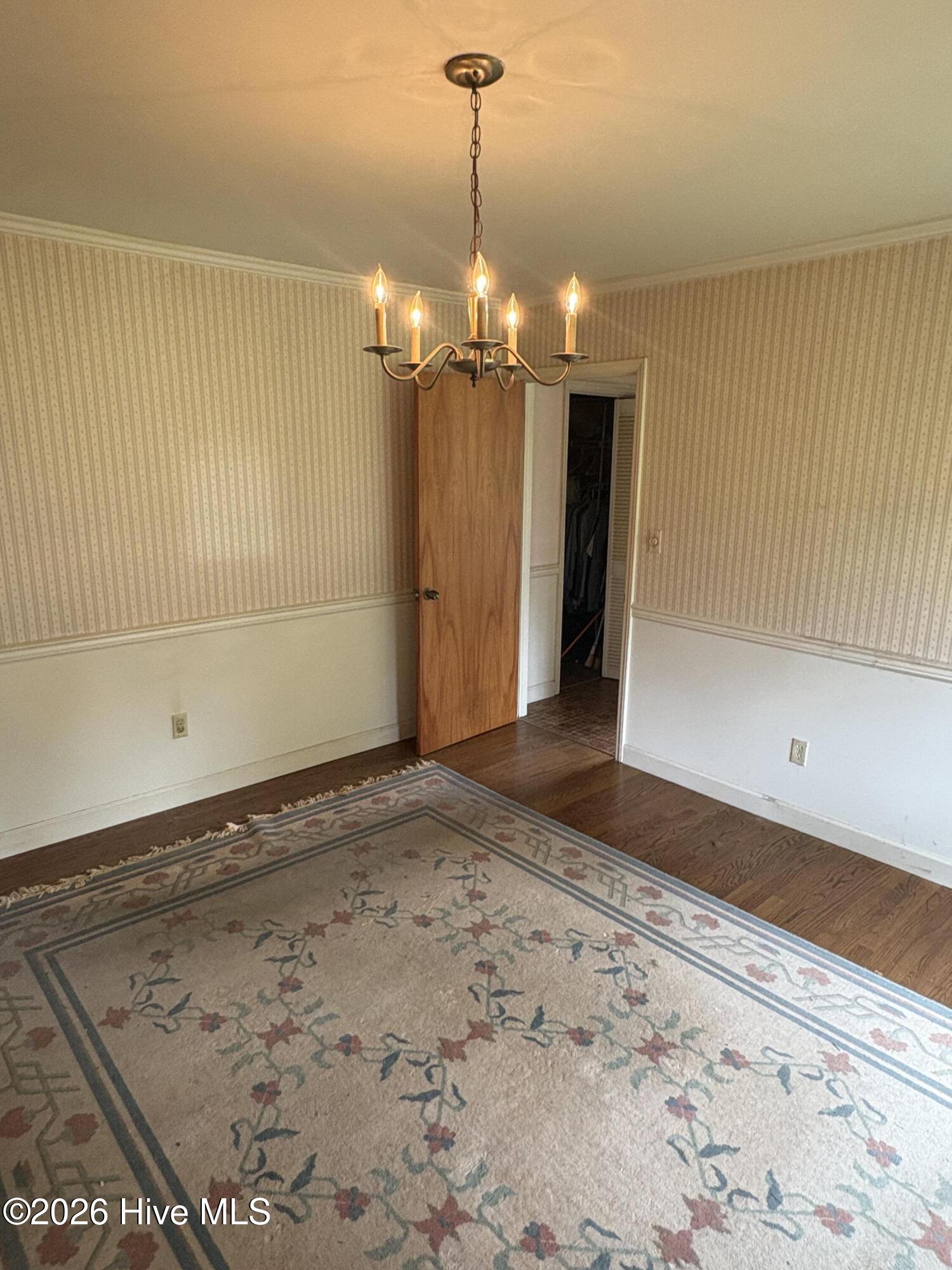 209 Oak Drive Property Photo 8