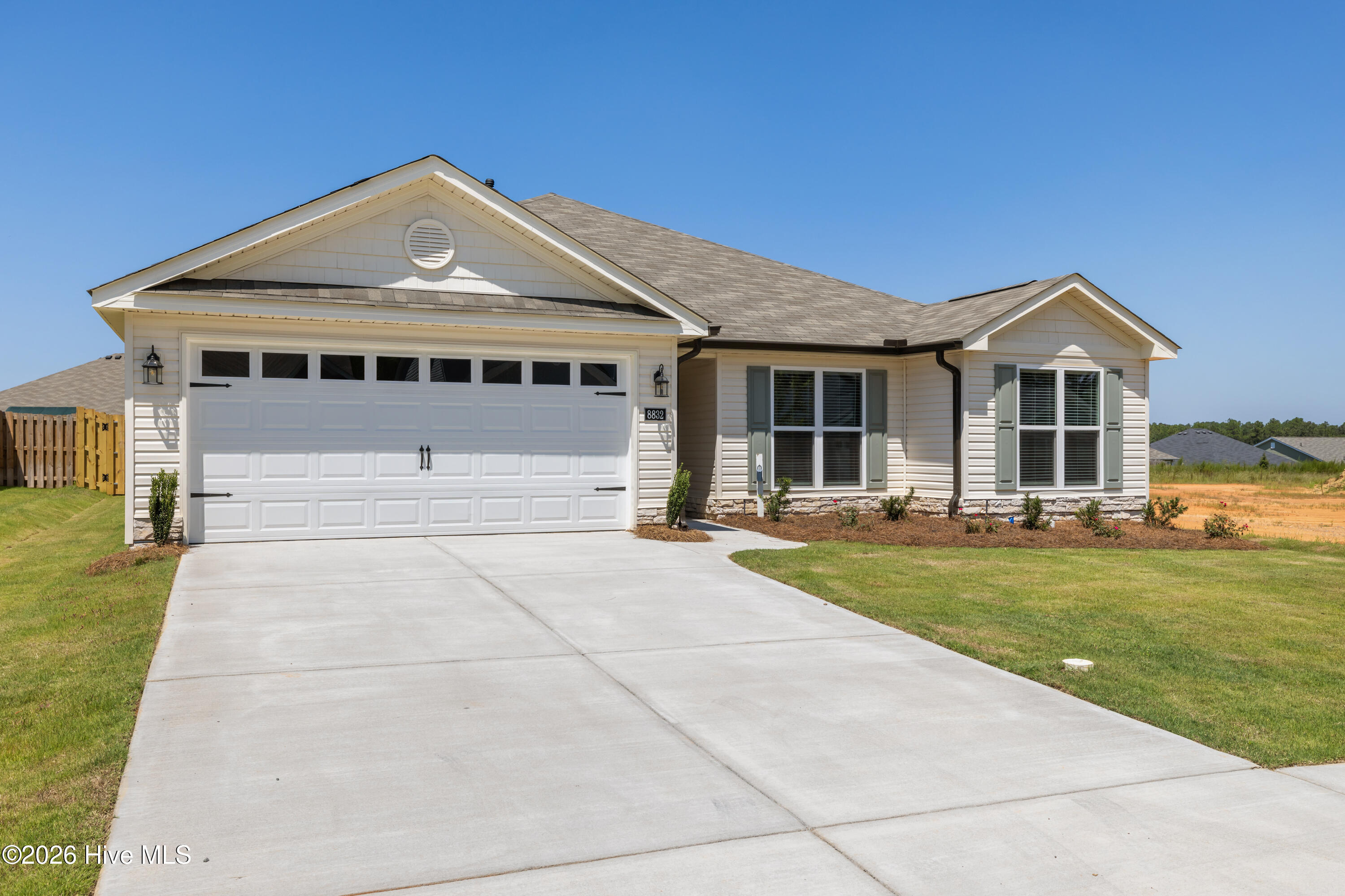 8832 Snelling Drive Property Photo 3