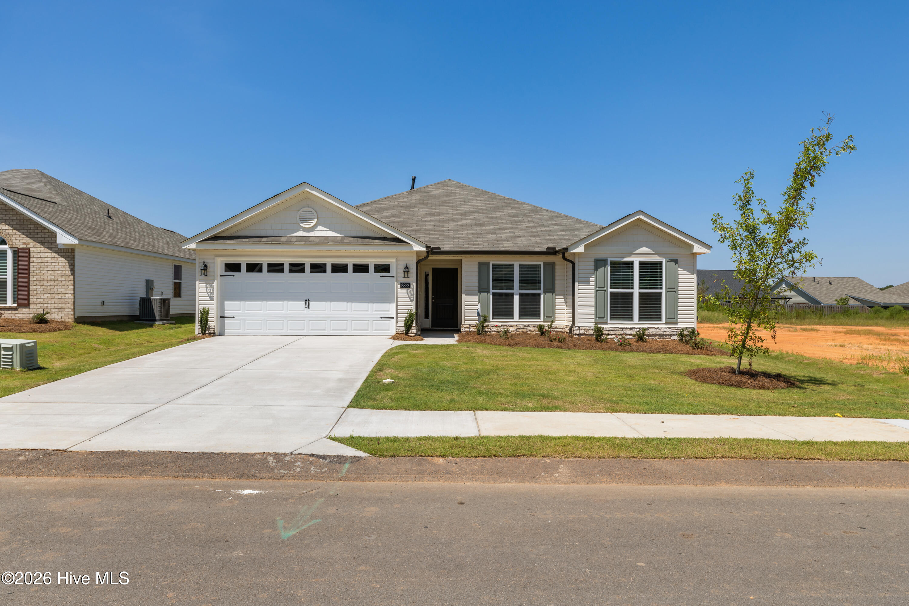 8832 Snelling Drive Property Photo 6