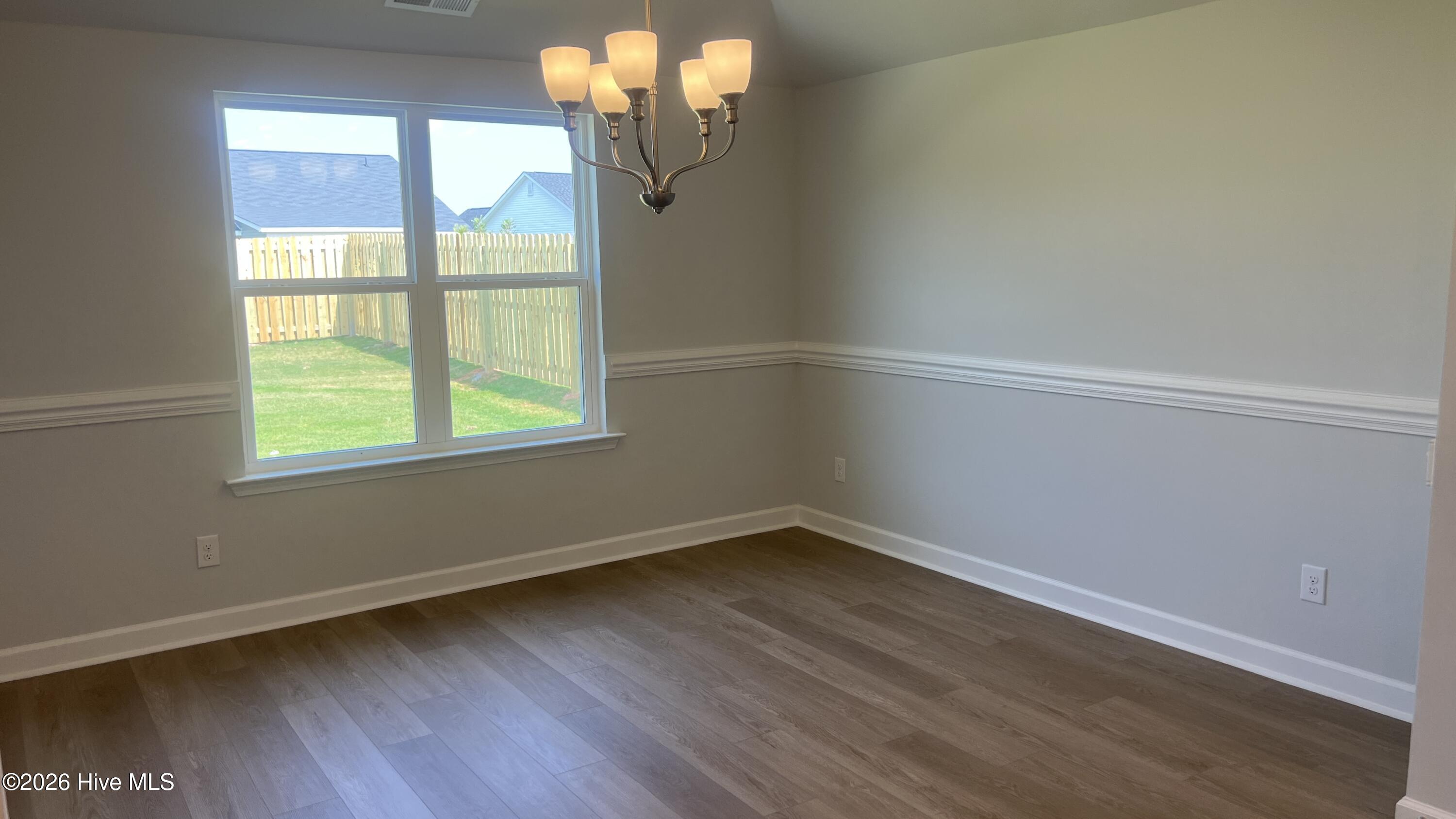 8832 Snelling Drive Property Photo 10