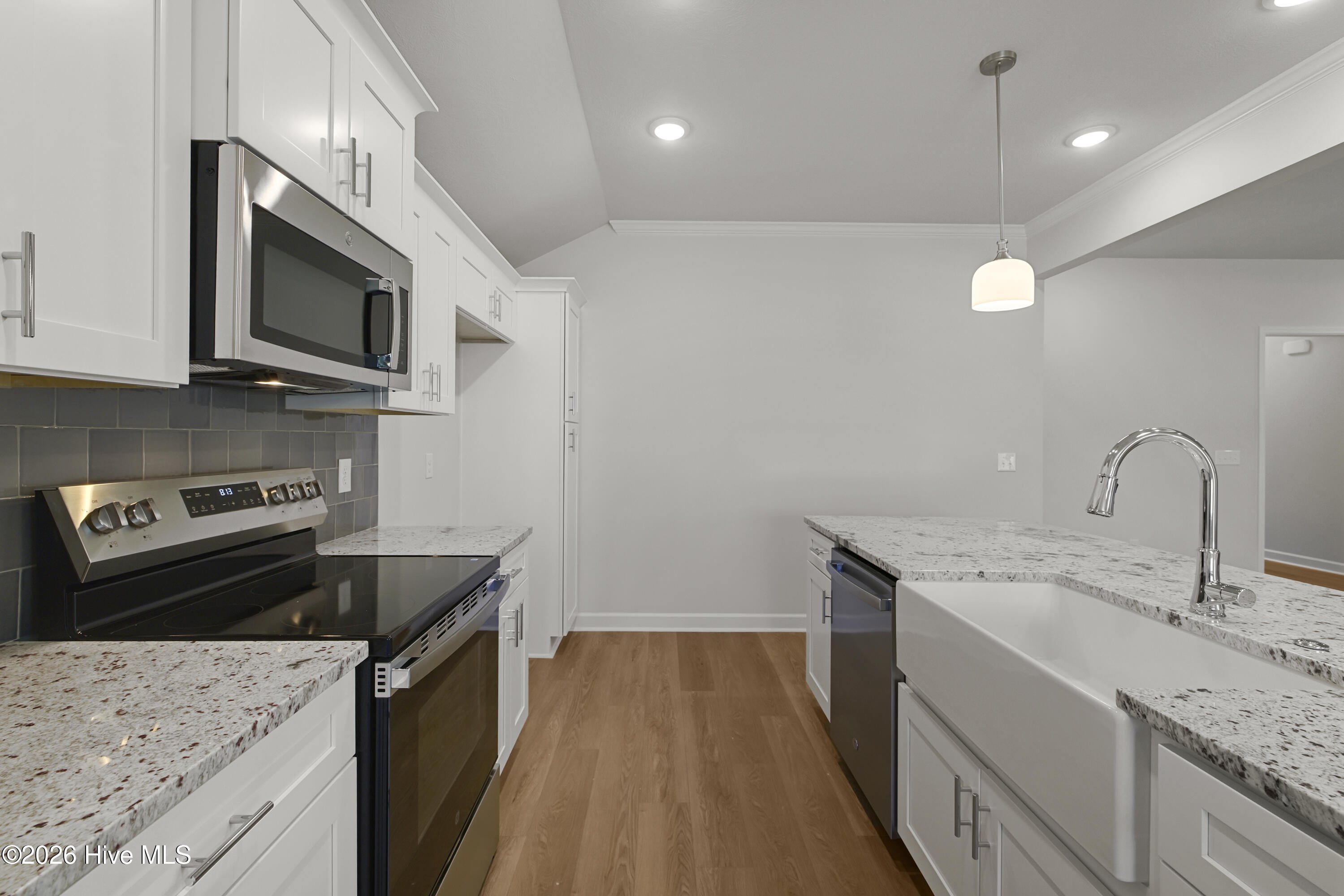 8832 Snelling Drive Property Photo 15