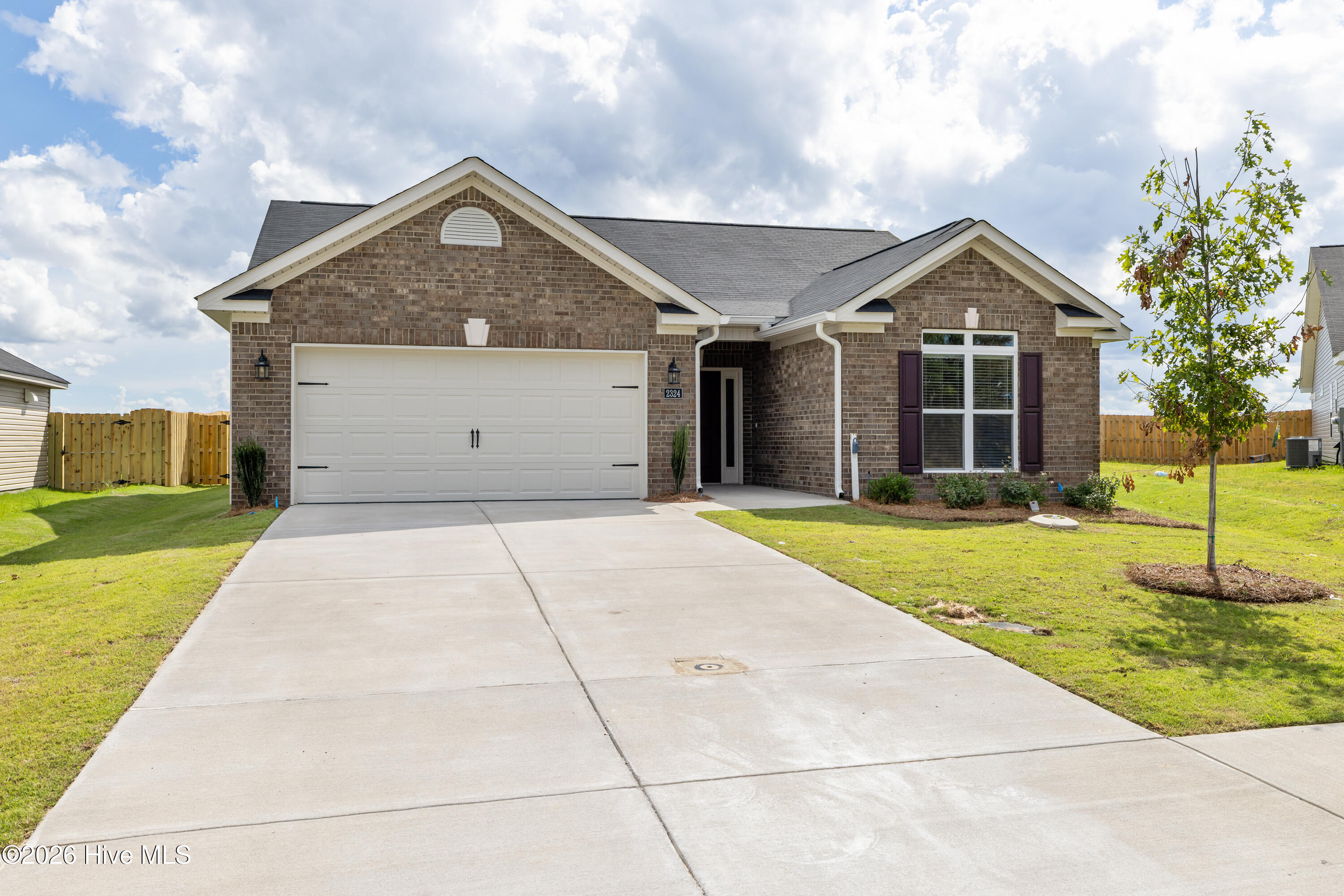 2324 Bellingham Drive Property Photo 5