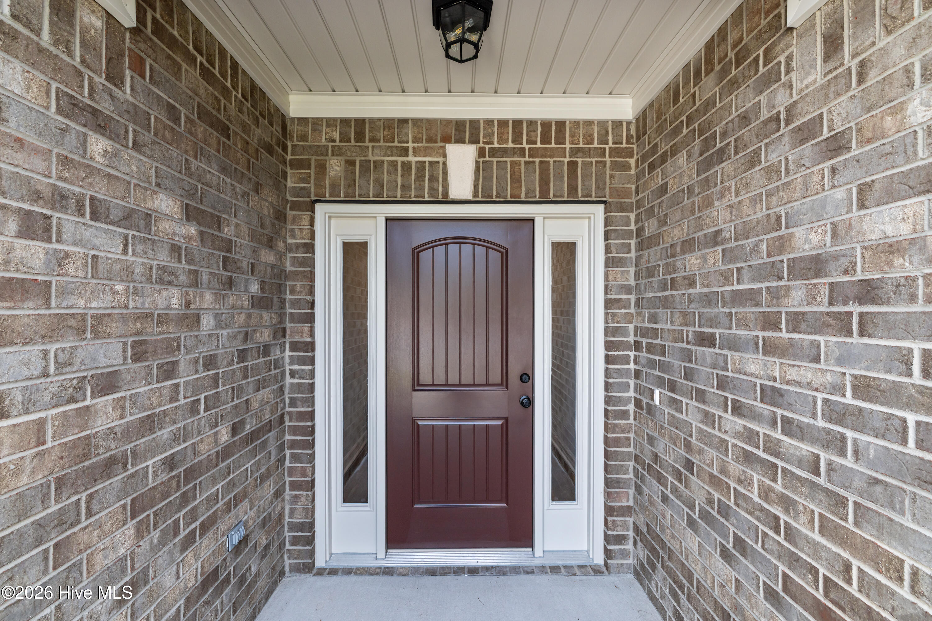 2324 Bellingham Drive Property Photo 6