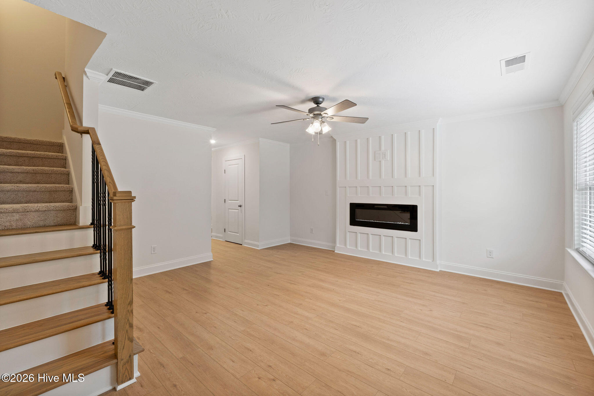 185 Village Run Property Photo 4