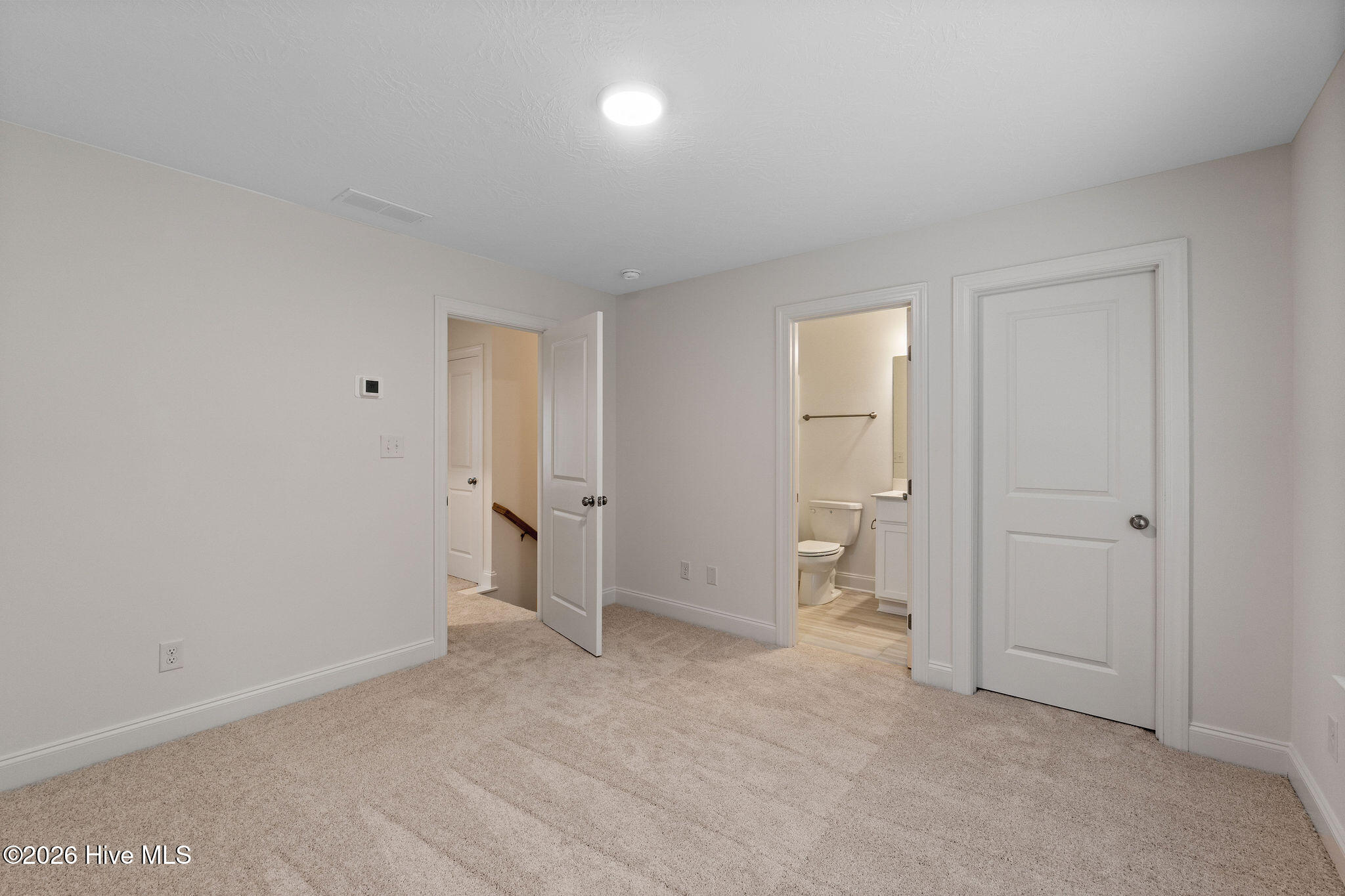 185 Village Run Property Photo 11