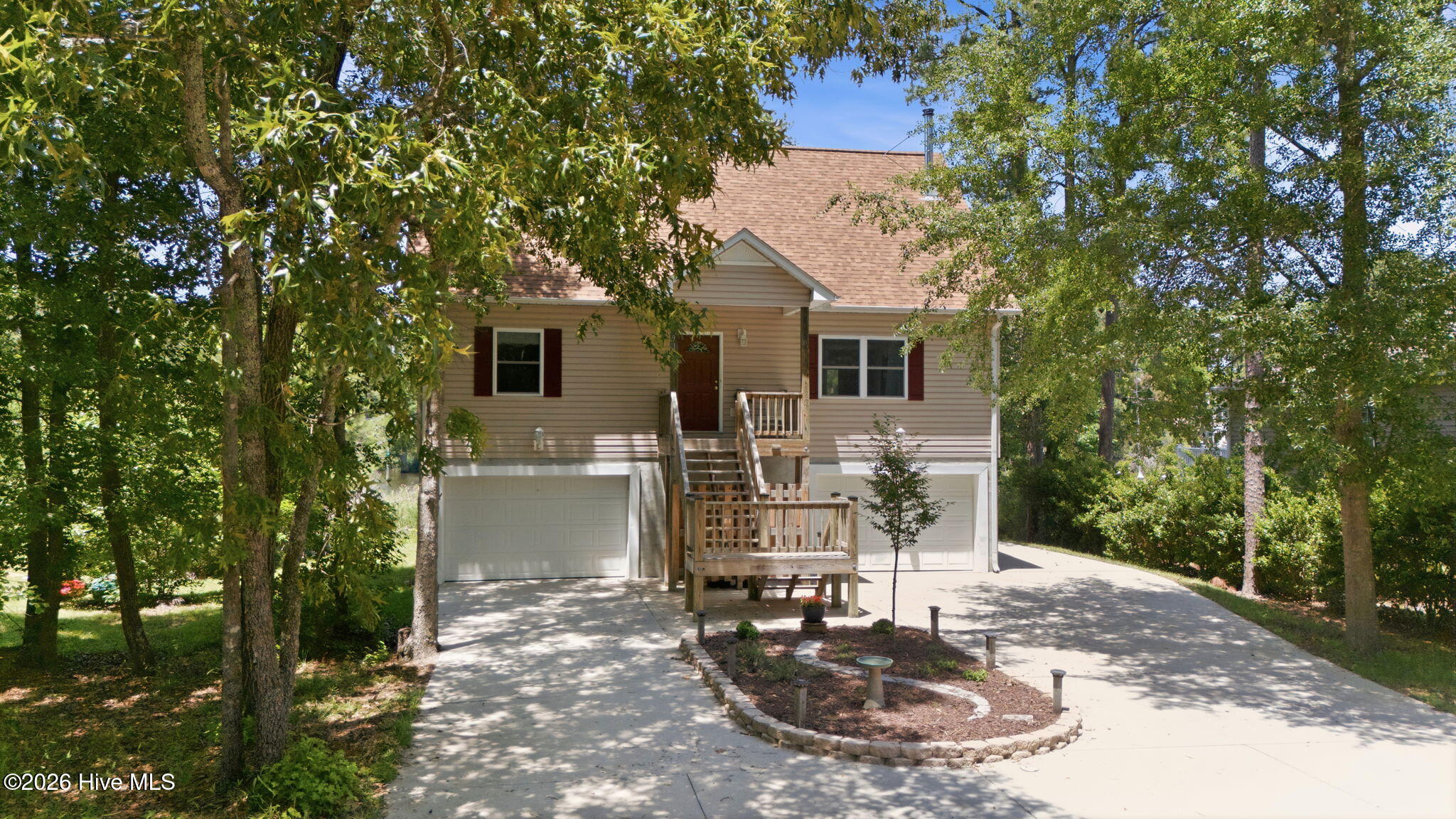 913 Hearthside Court Property Photo 47