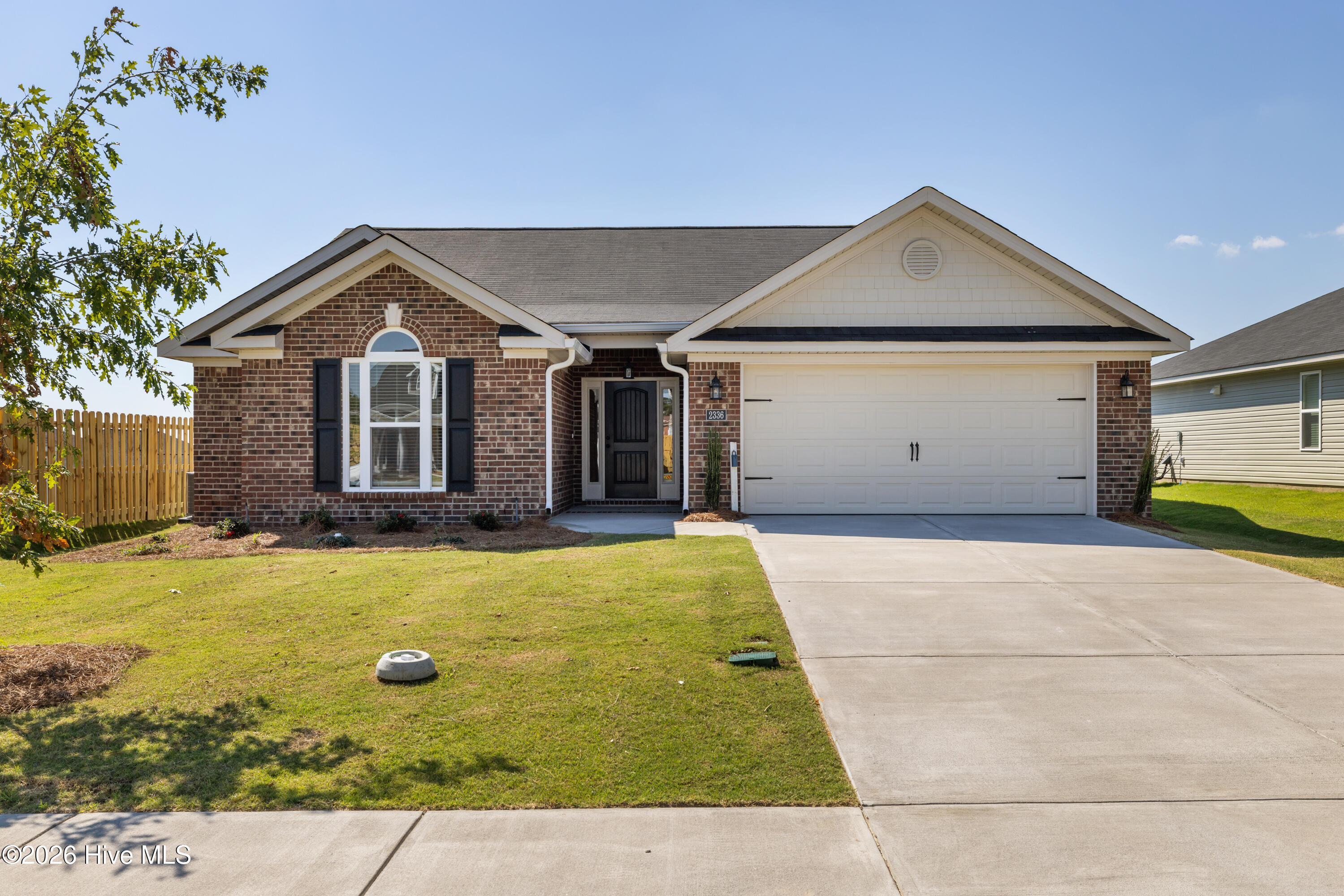 2336 Bellingham Drive Property Photo 1