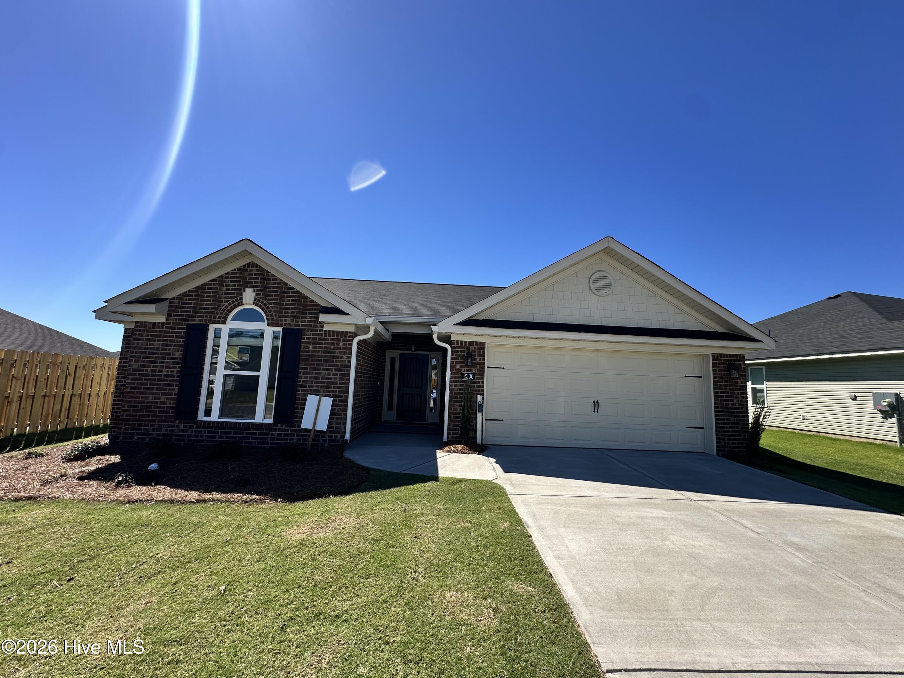2336 Bellingham Drive Property Photo 2