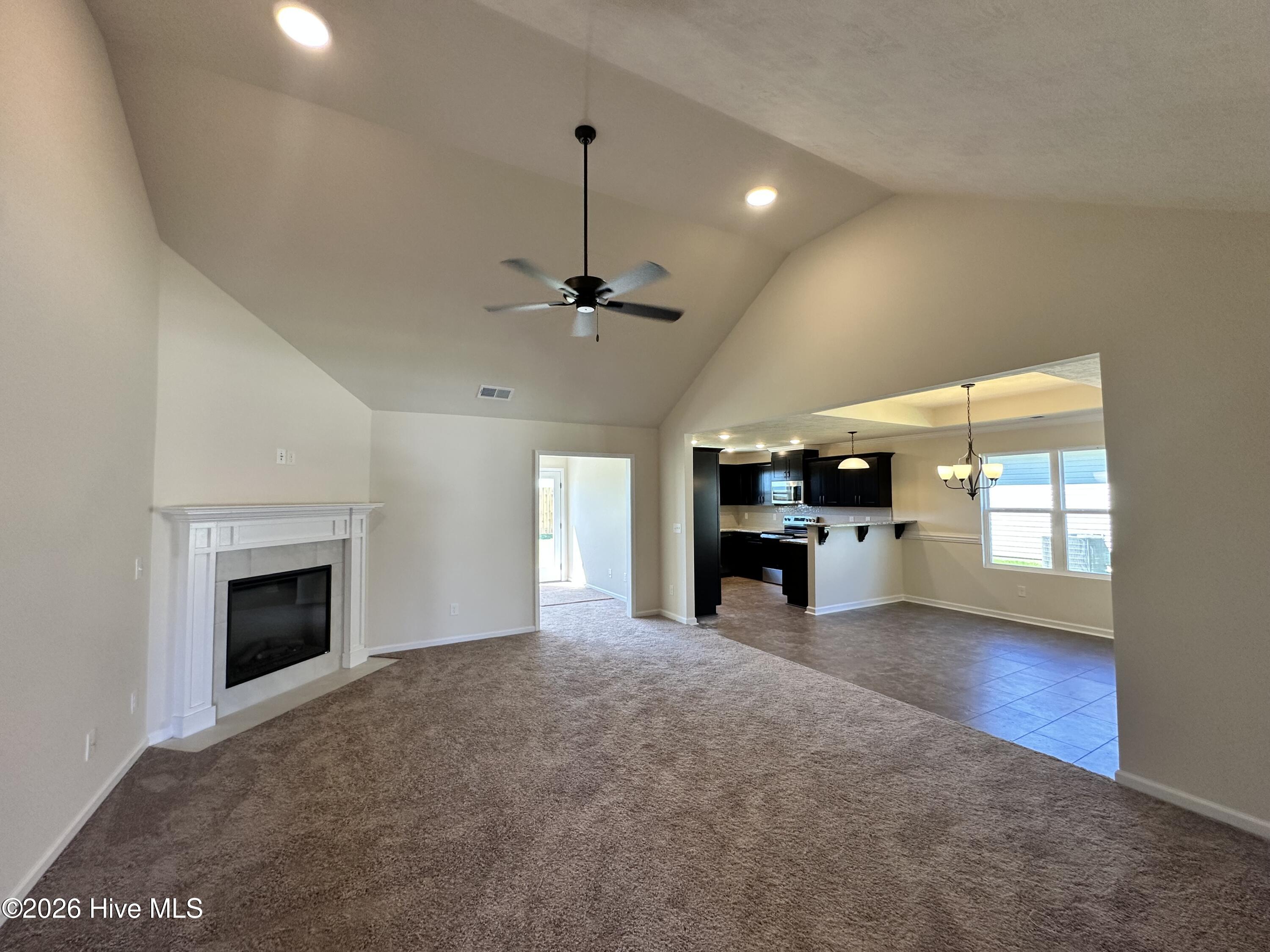 2336 Bellingham Drive Property Photo 4