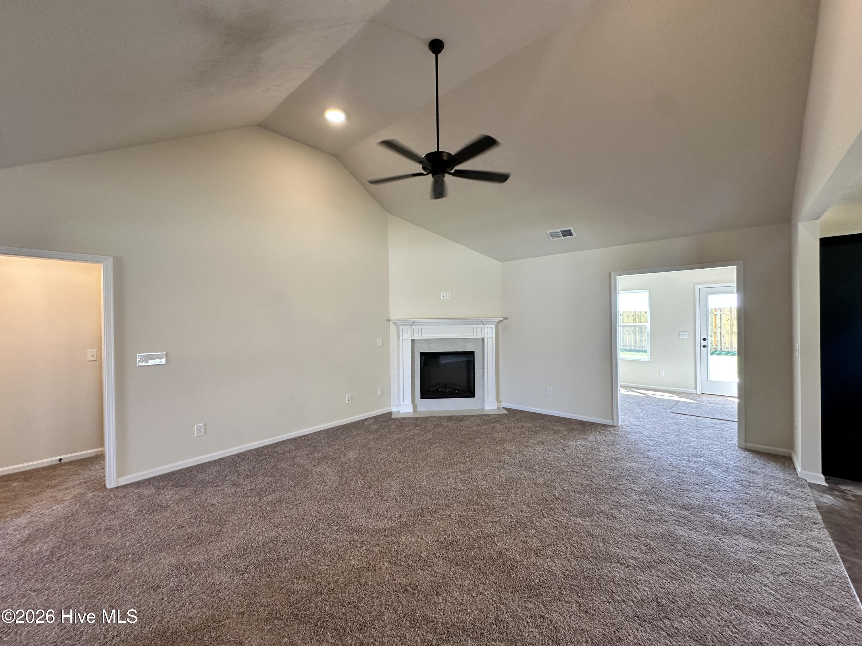 2336 Bellingham Drive Property Photo 5