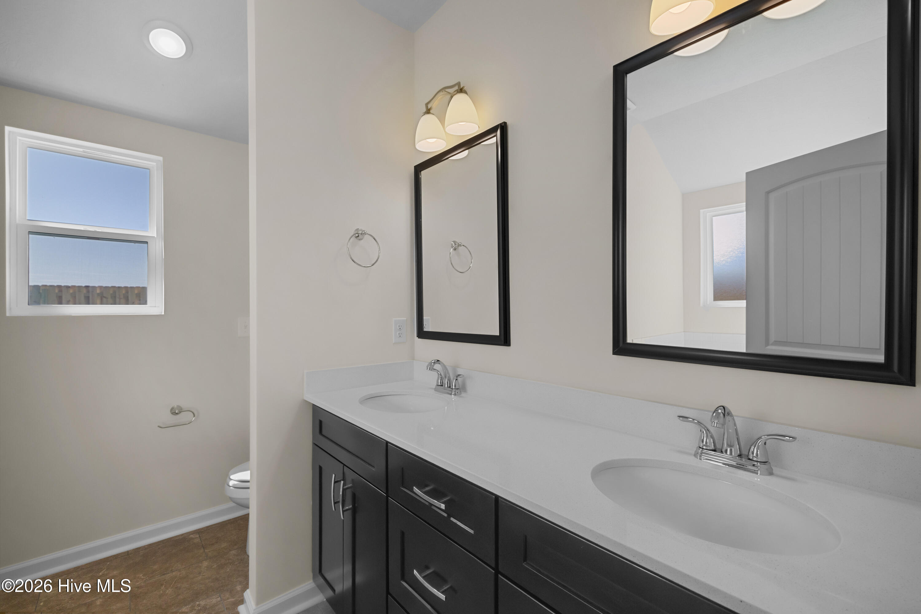 2336 Bellingham Drive Property Photo 22