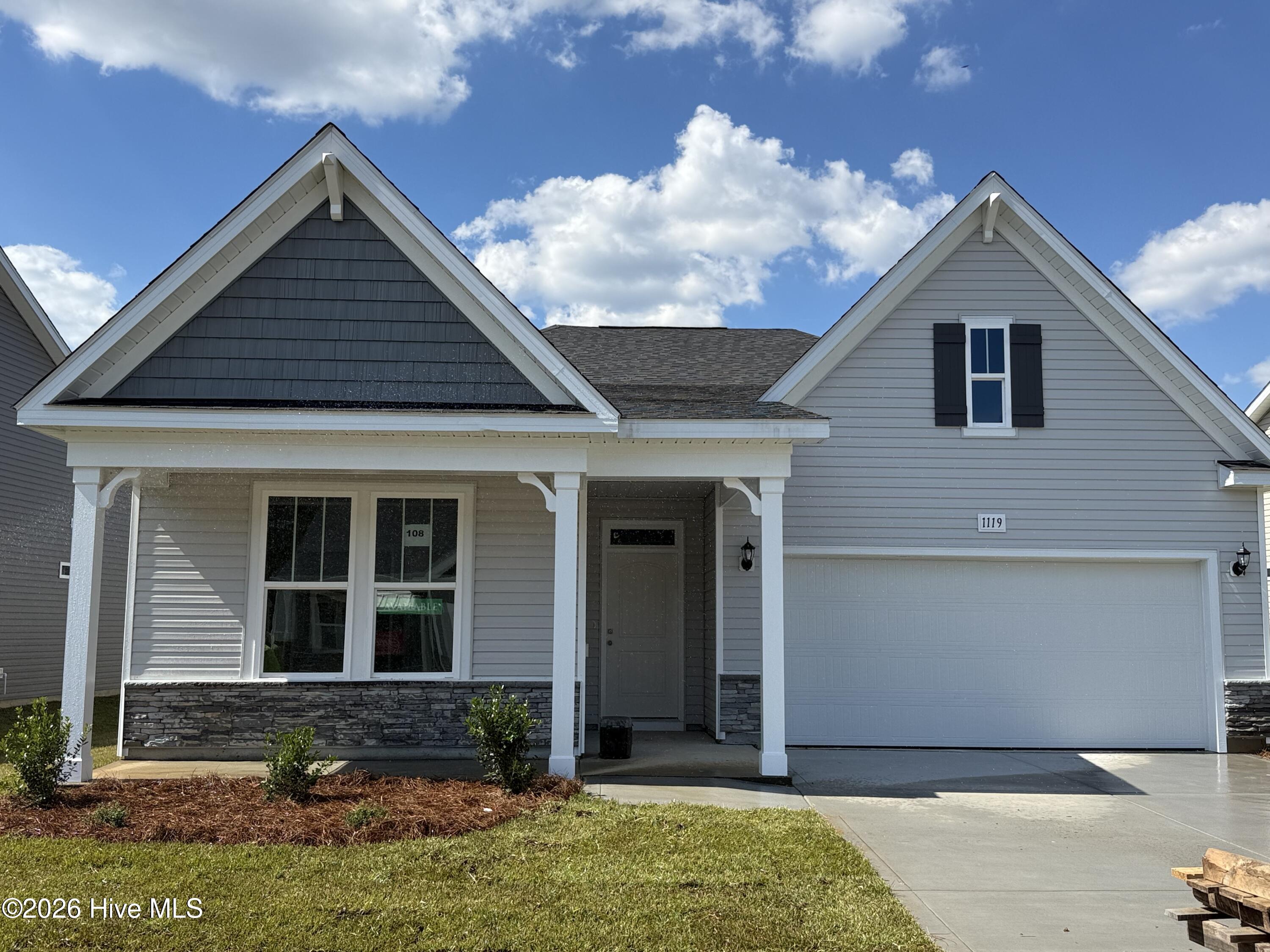 1119 Forest Bend Drive NW Property Photo 1