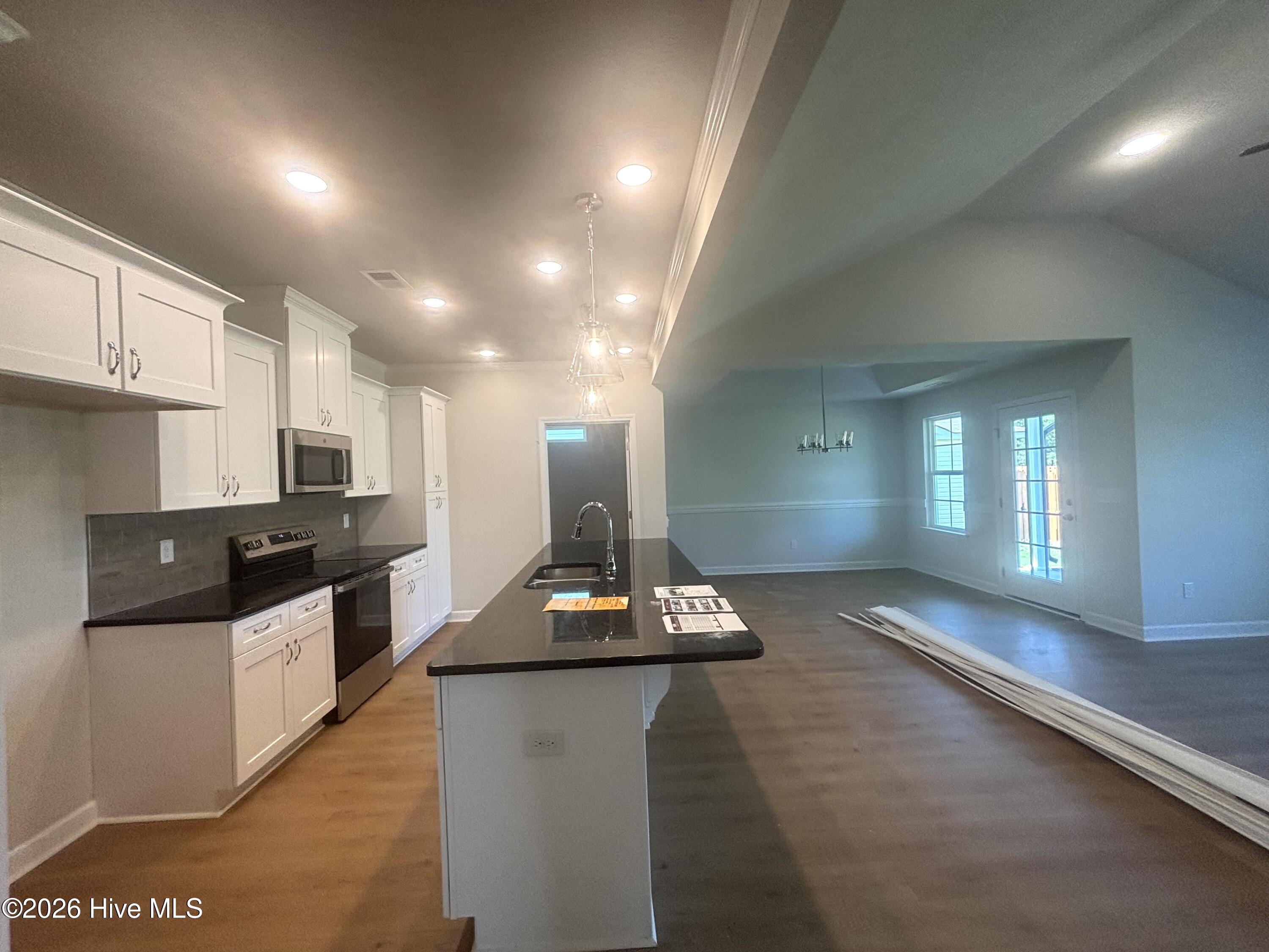 3064 Brems Drive Property Photo 4