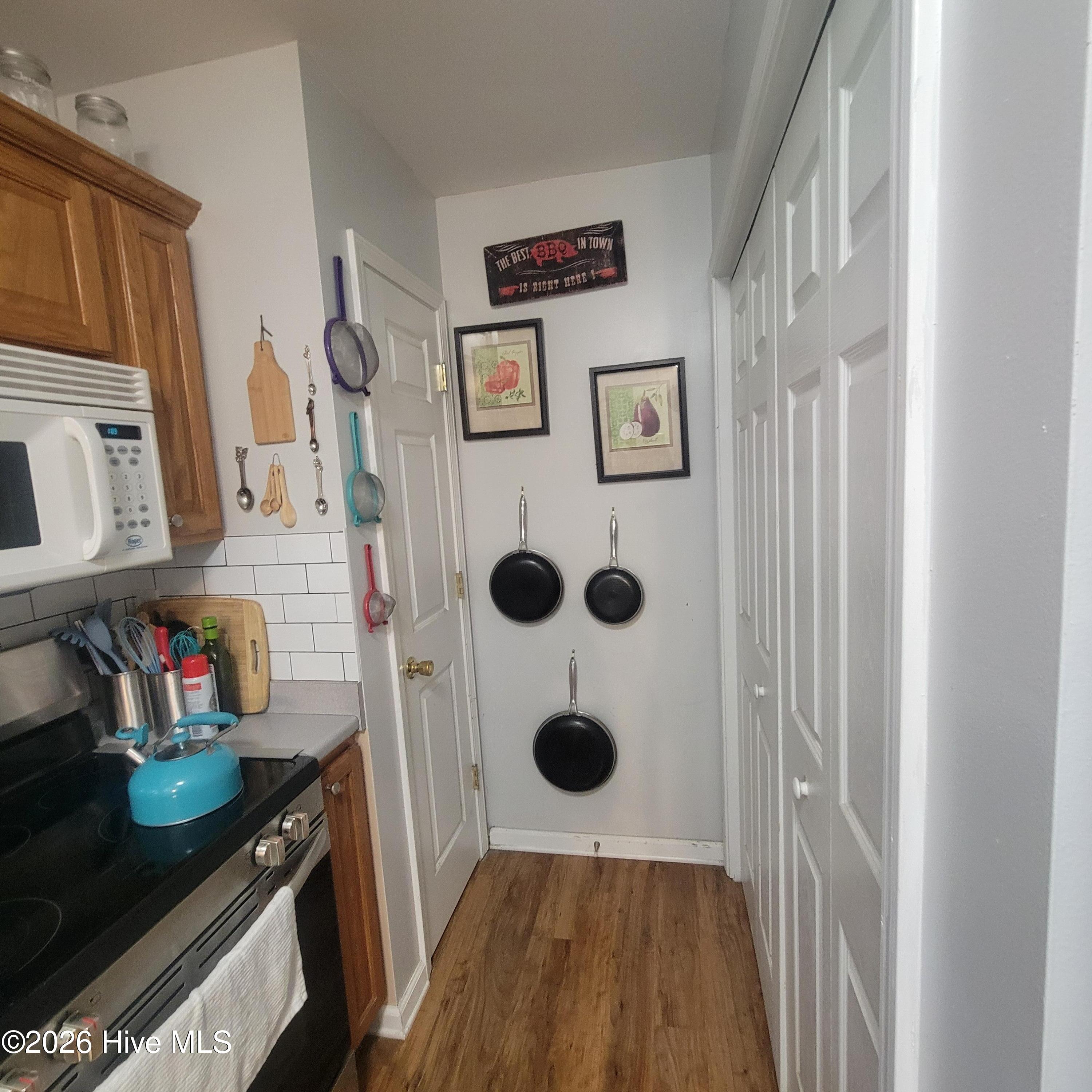 104 Willowbend Drive Property Photo 8