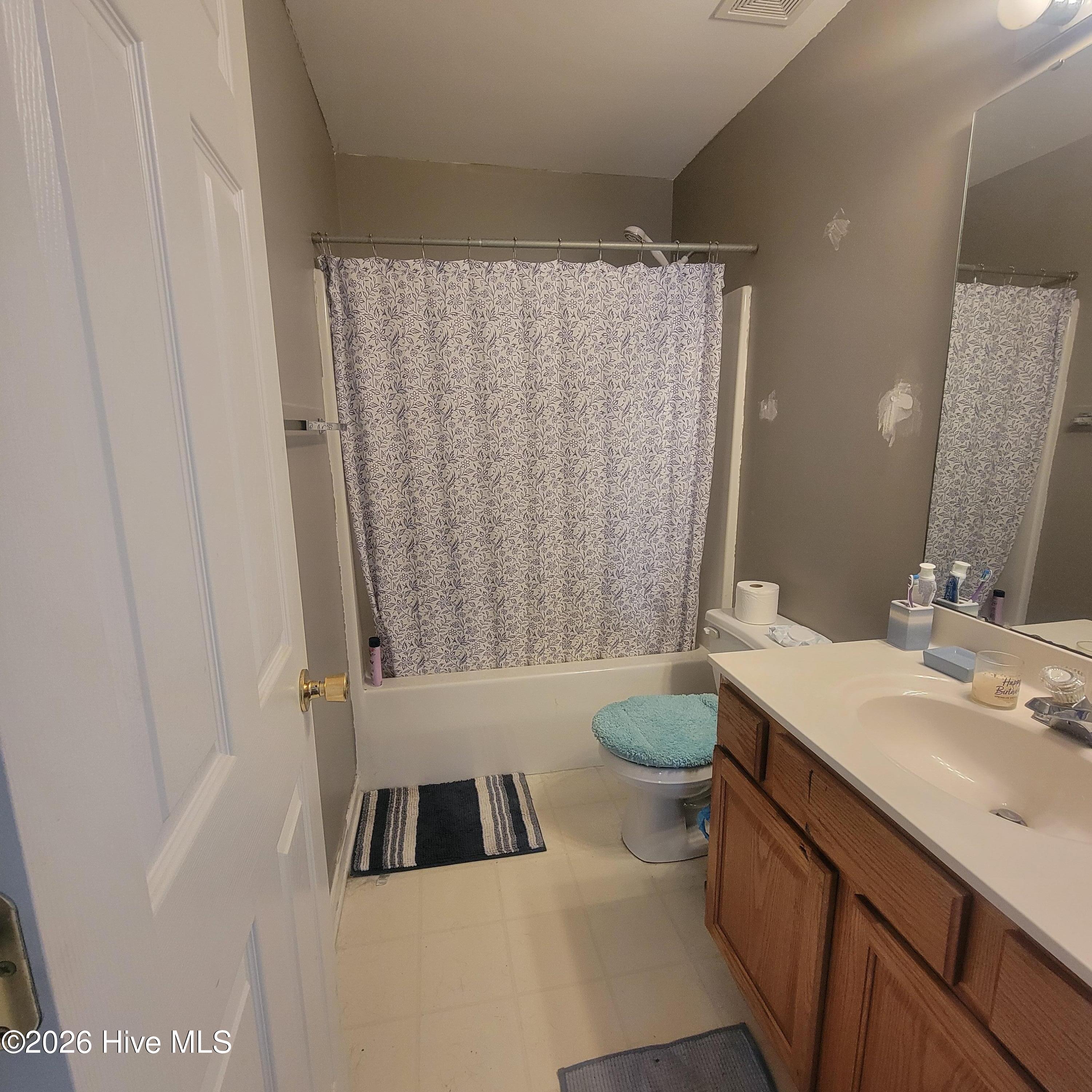 104 Willowbend Drive Property Photo 12
