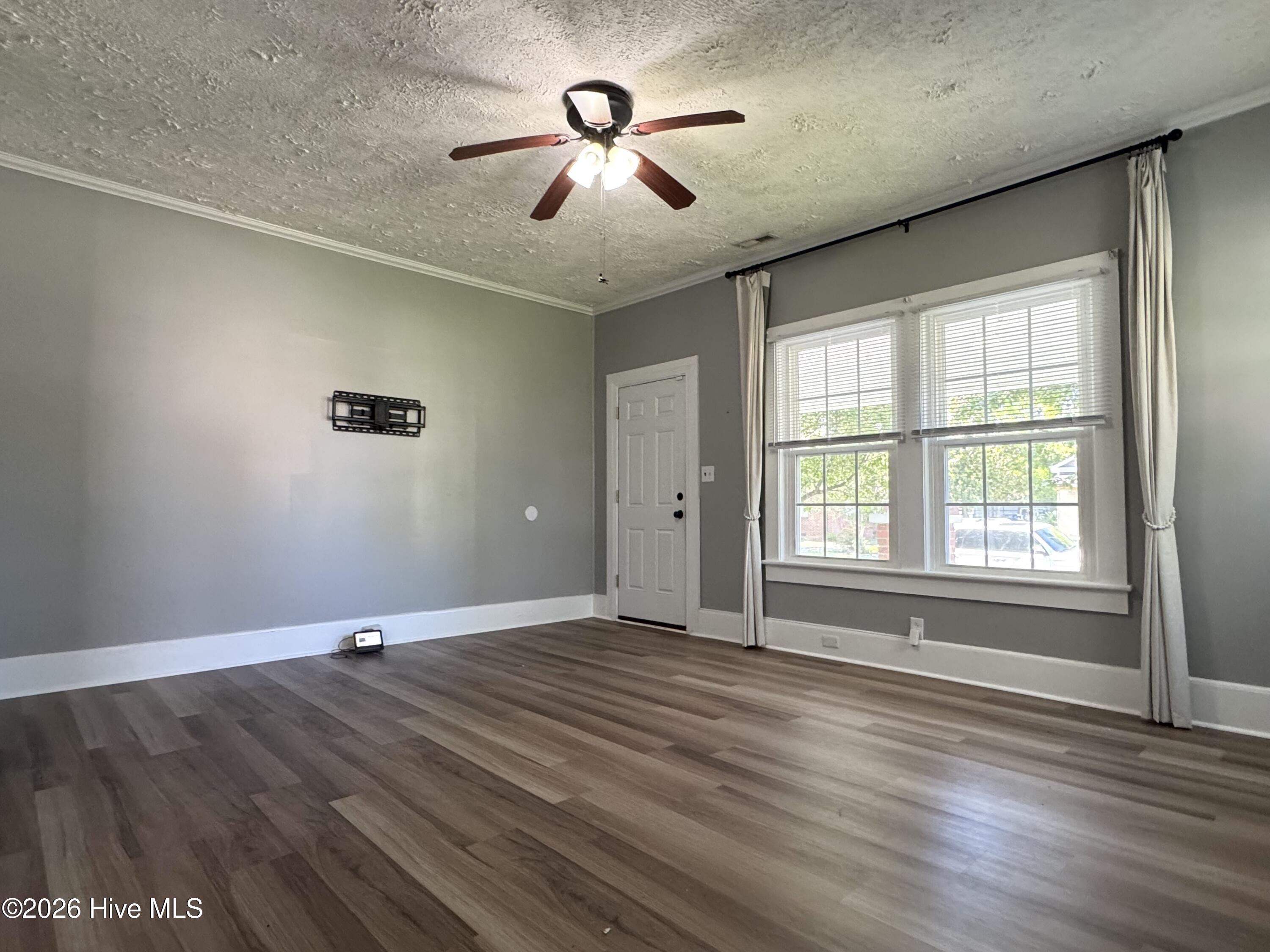 109 E Calhoun Street Property Photo 7
