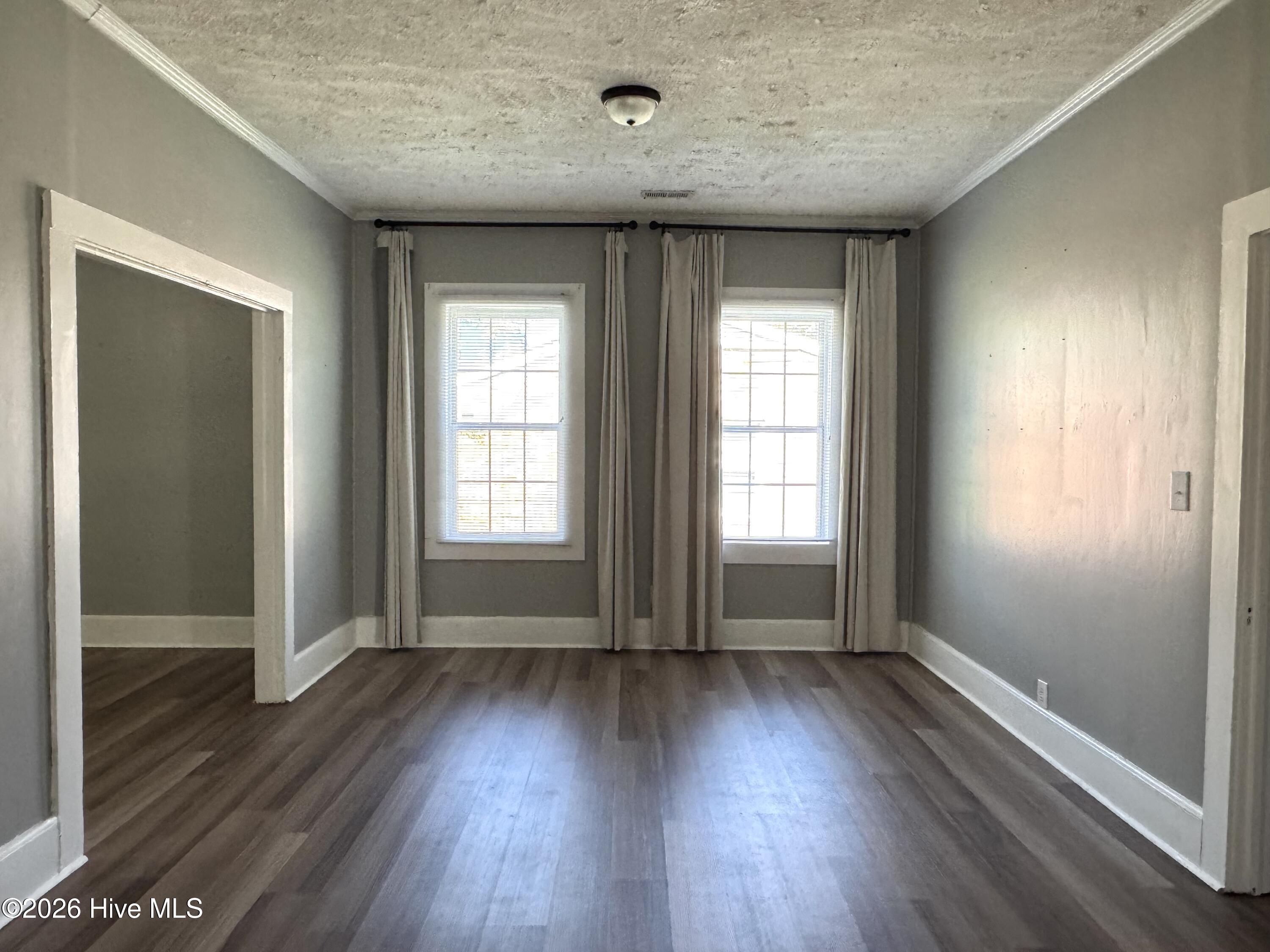 109 E Calhoun Street Property Photo 8
