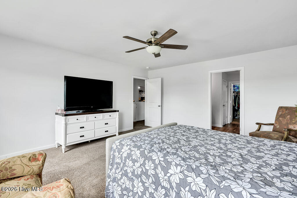 1054 S Fisher King Drive Se Property Photo 21