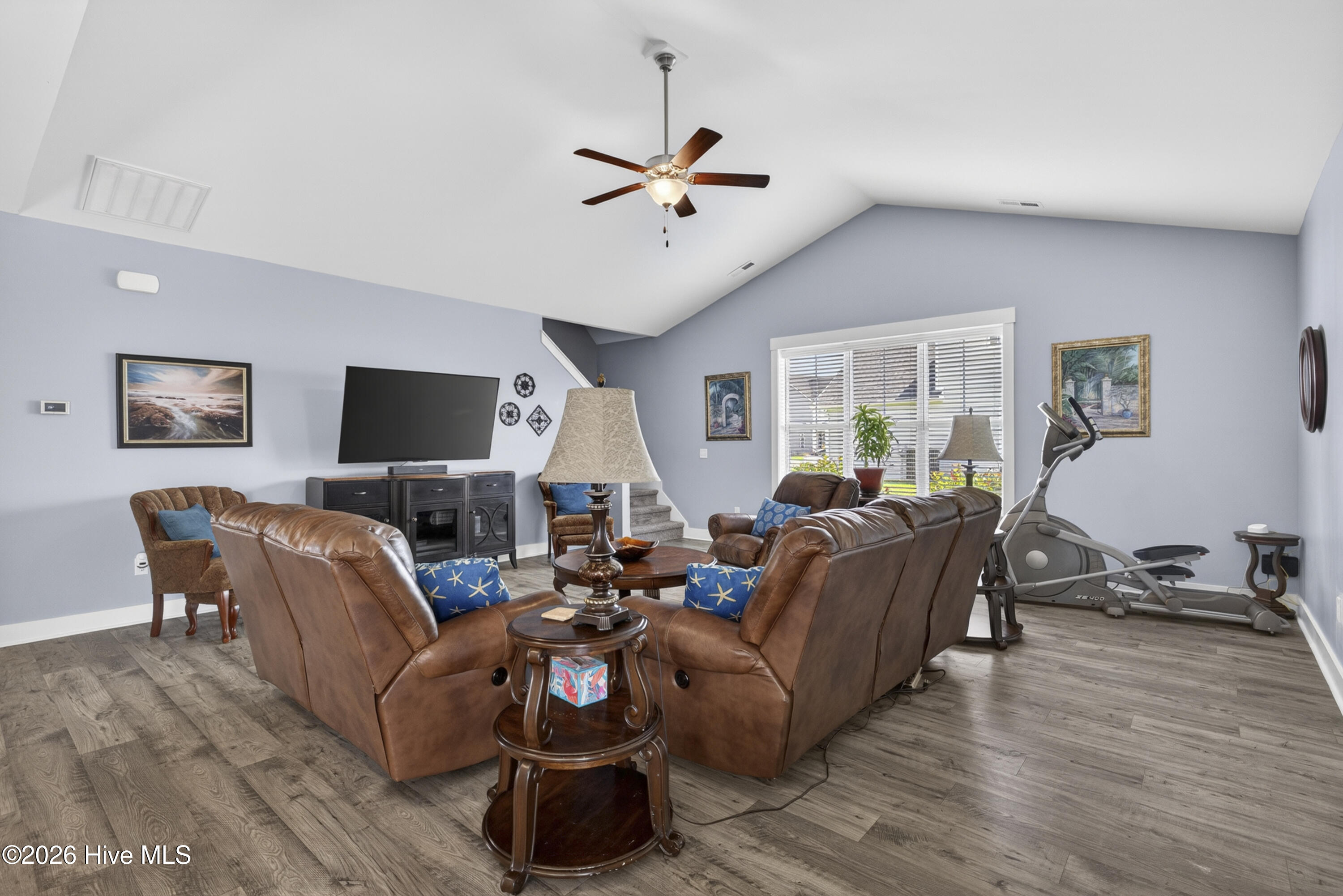 2024 Blue Spruce Drive Property Photo 12