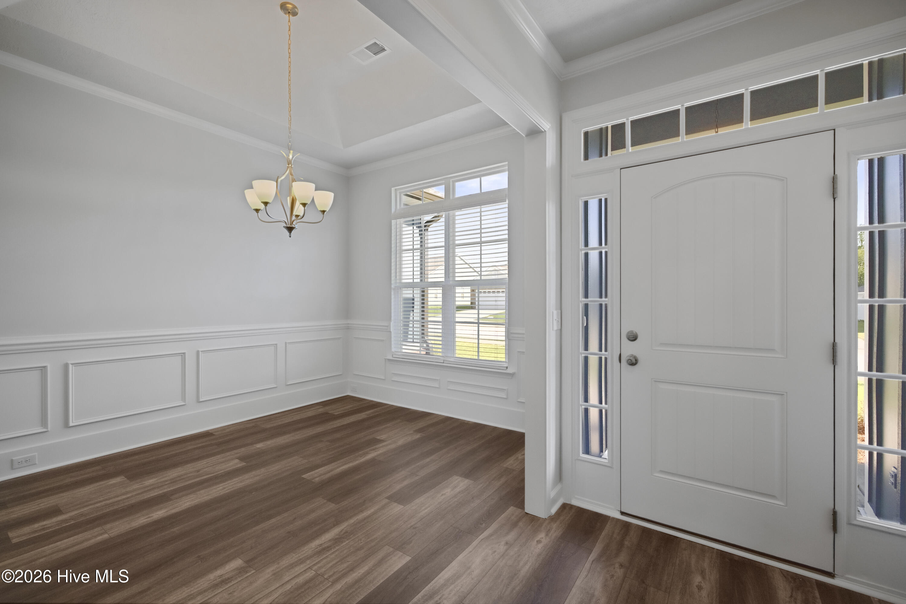 664 Lampart Drive Property Photo 10