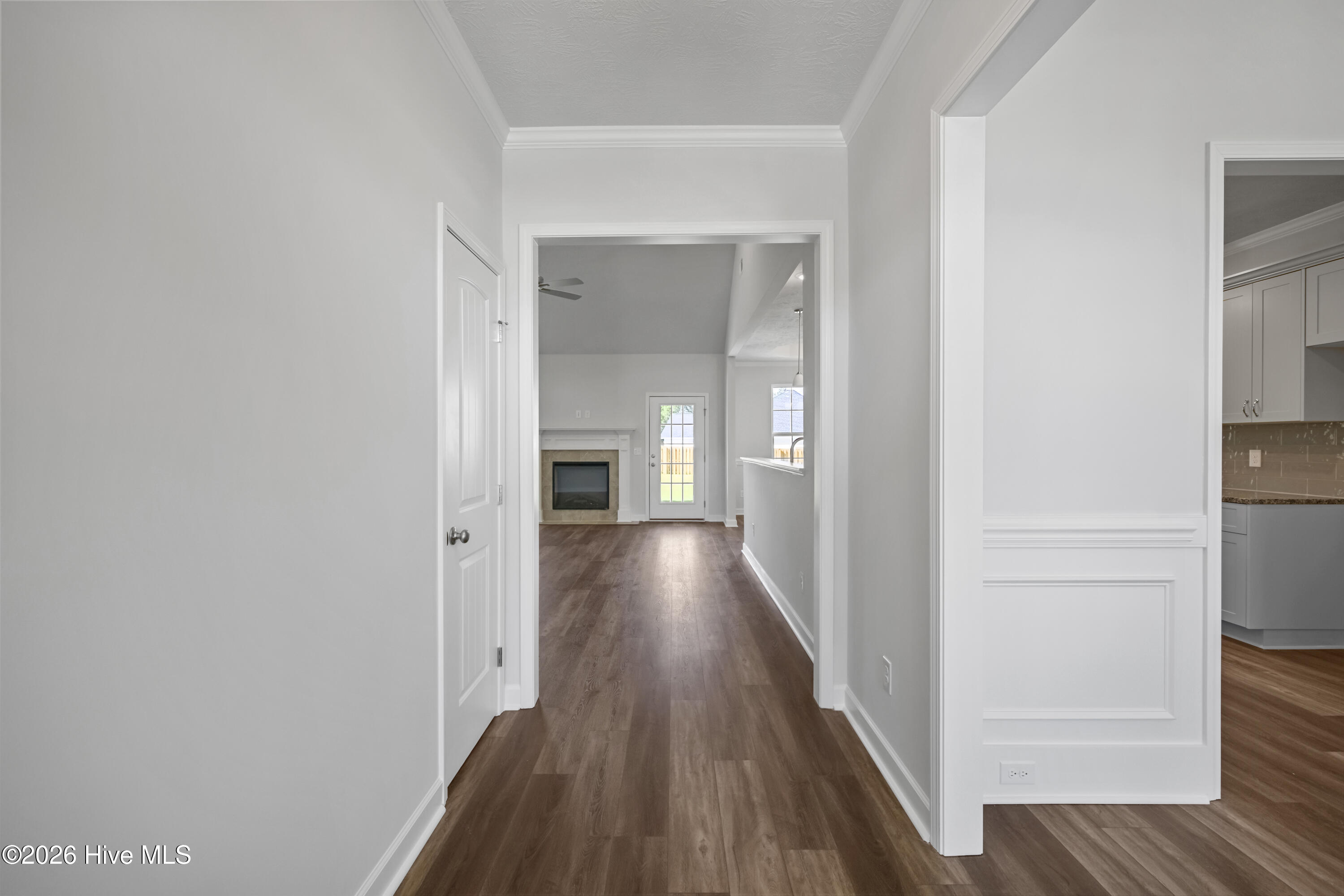 664 Lampart Drive Property Photo 11