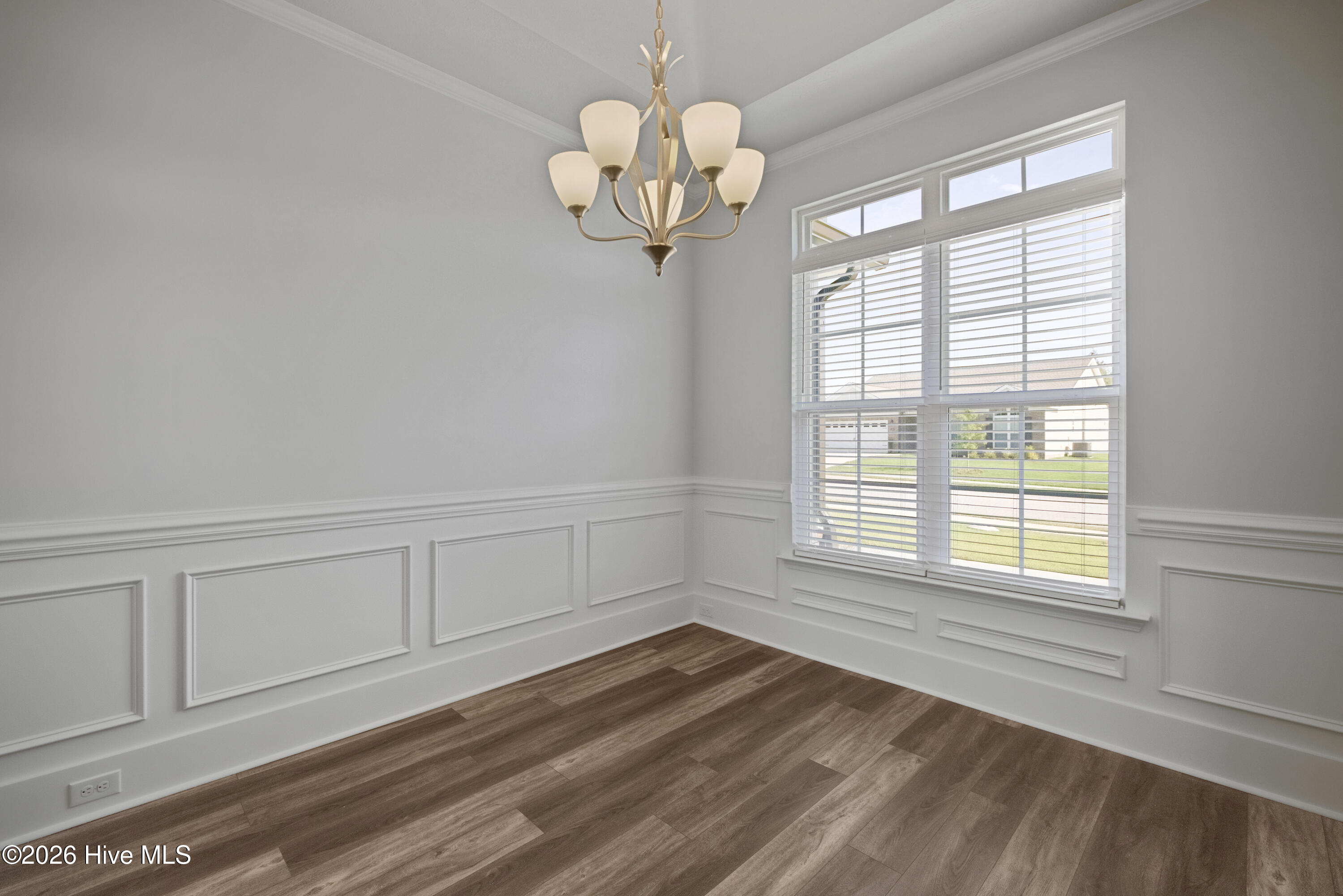 664 Lampart Drive Property Photo 12