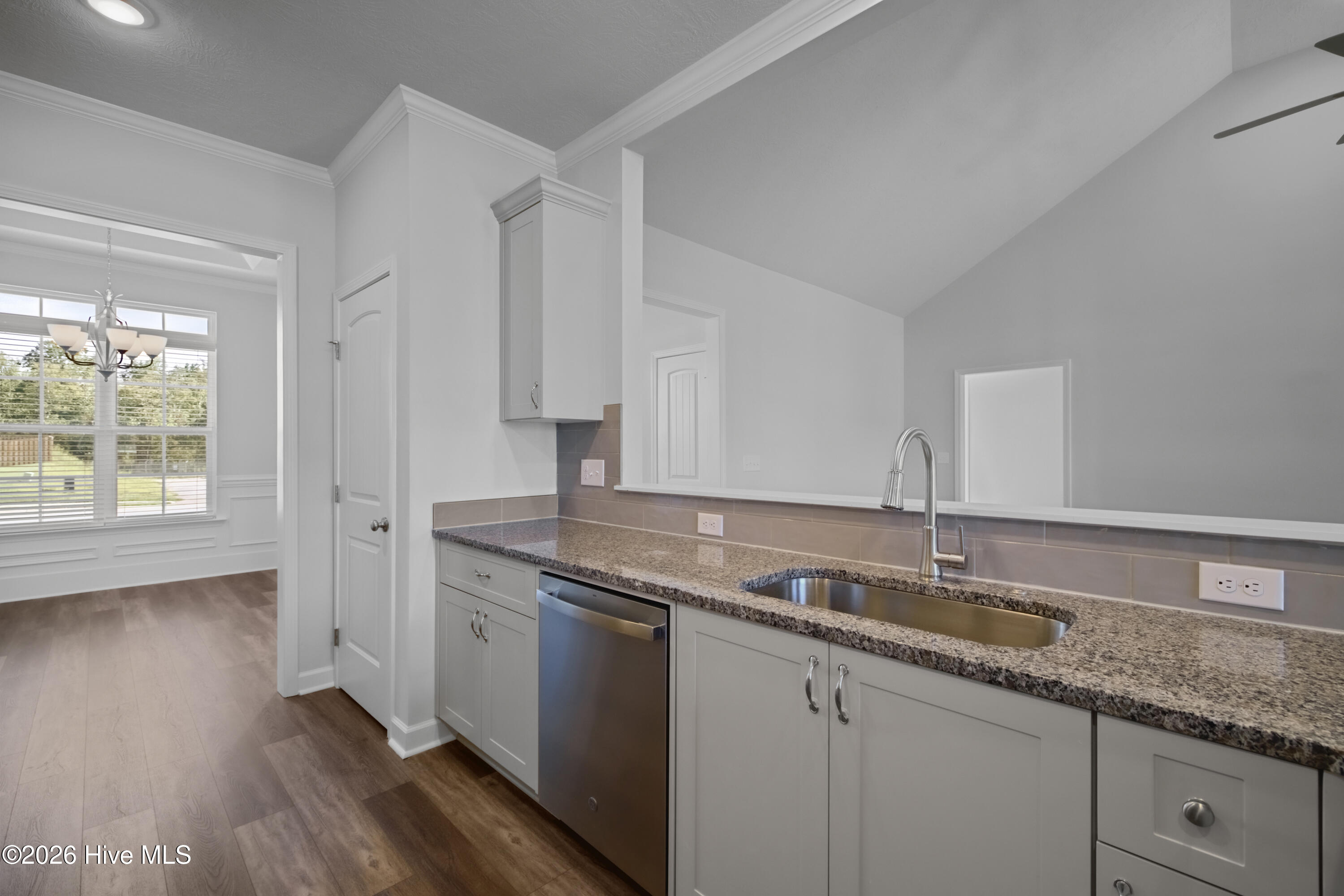 664 Lampart Drive Property Photo 19