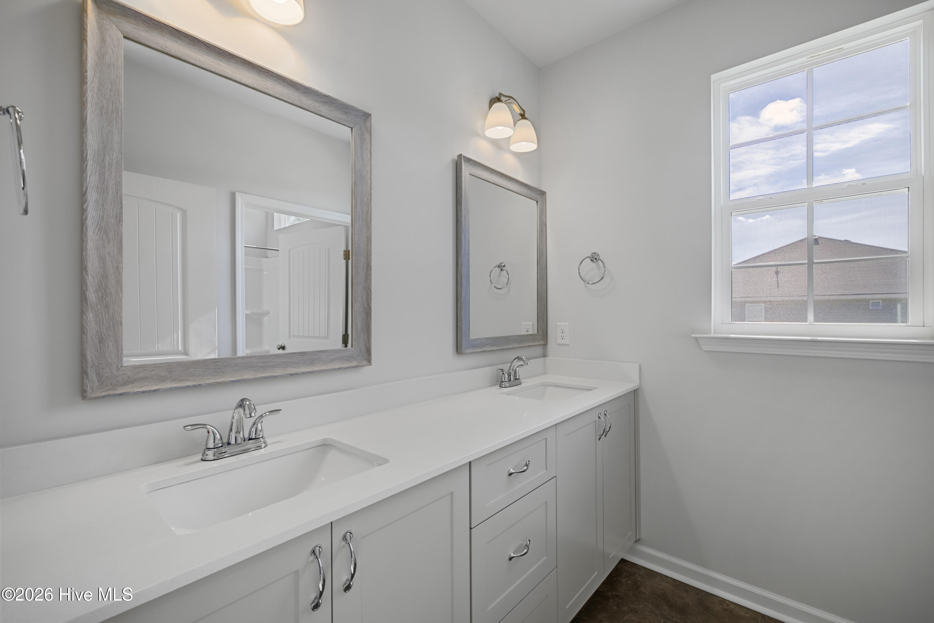 664 Lampart Drive Property Photo 29