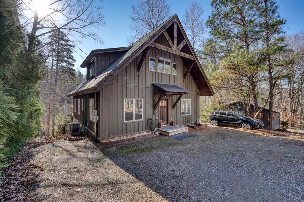 130 Mallard Circle Property Photo 3