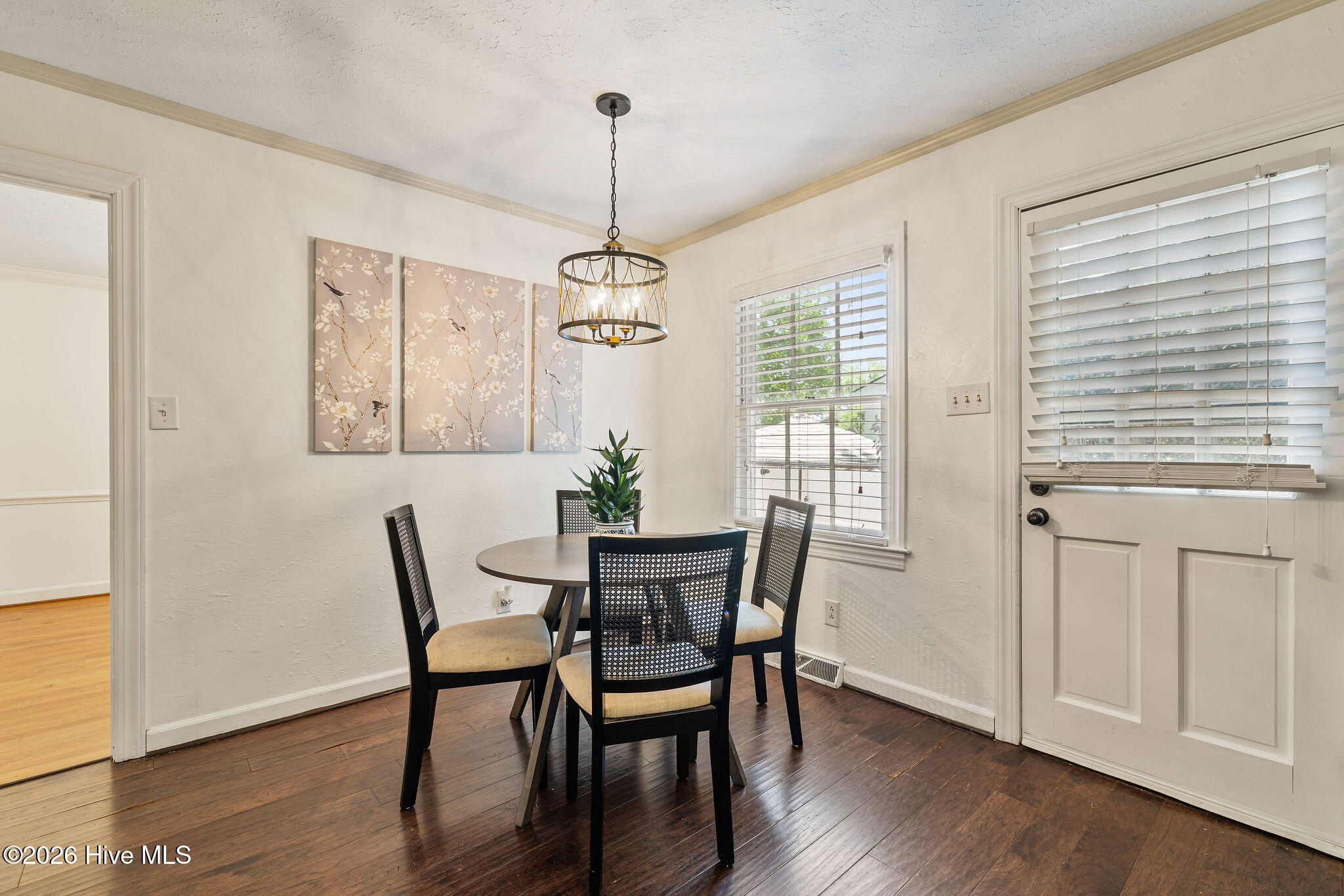 607 Gloucester Road Property Photo 13
