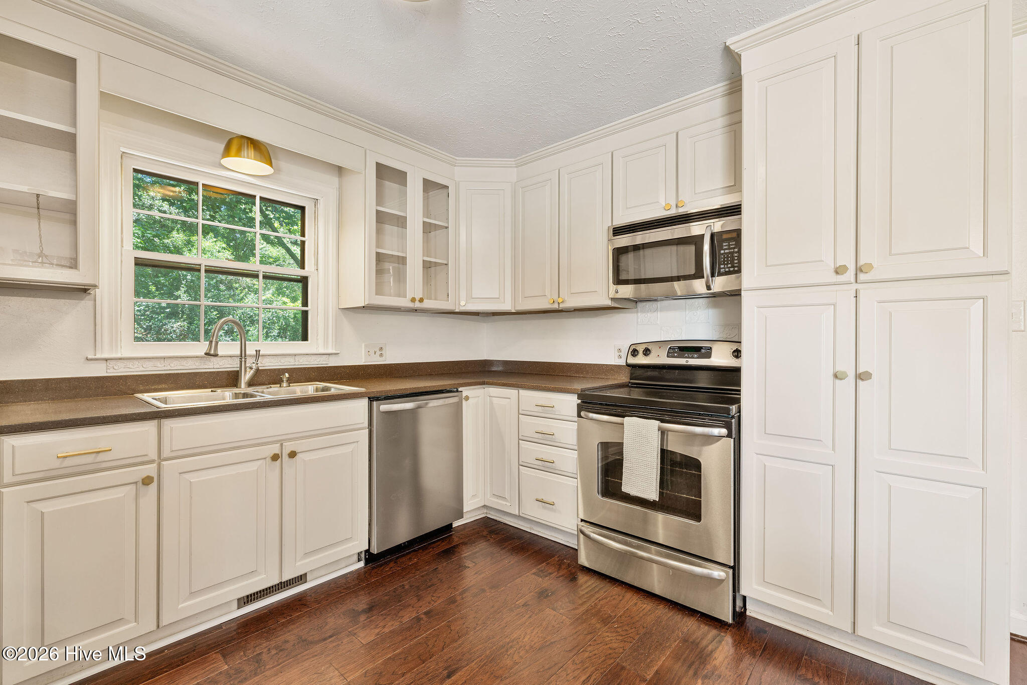 607 Gloucester Road Property Photo 14