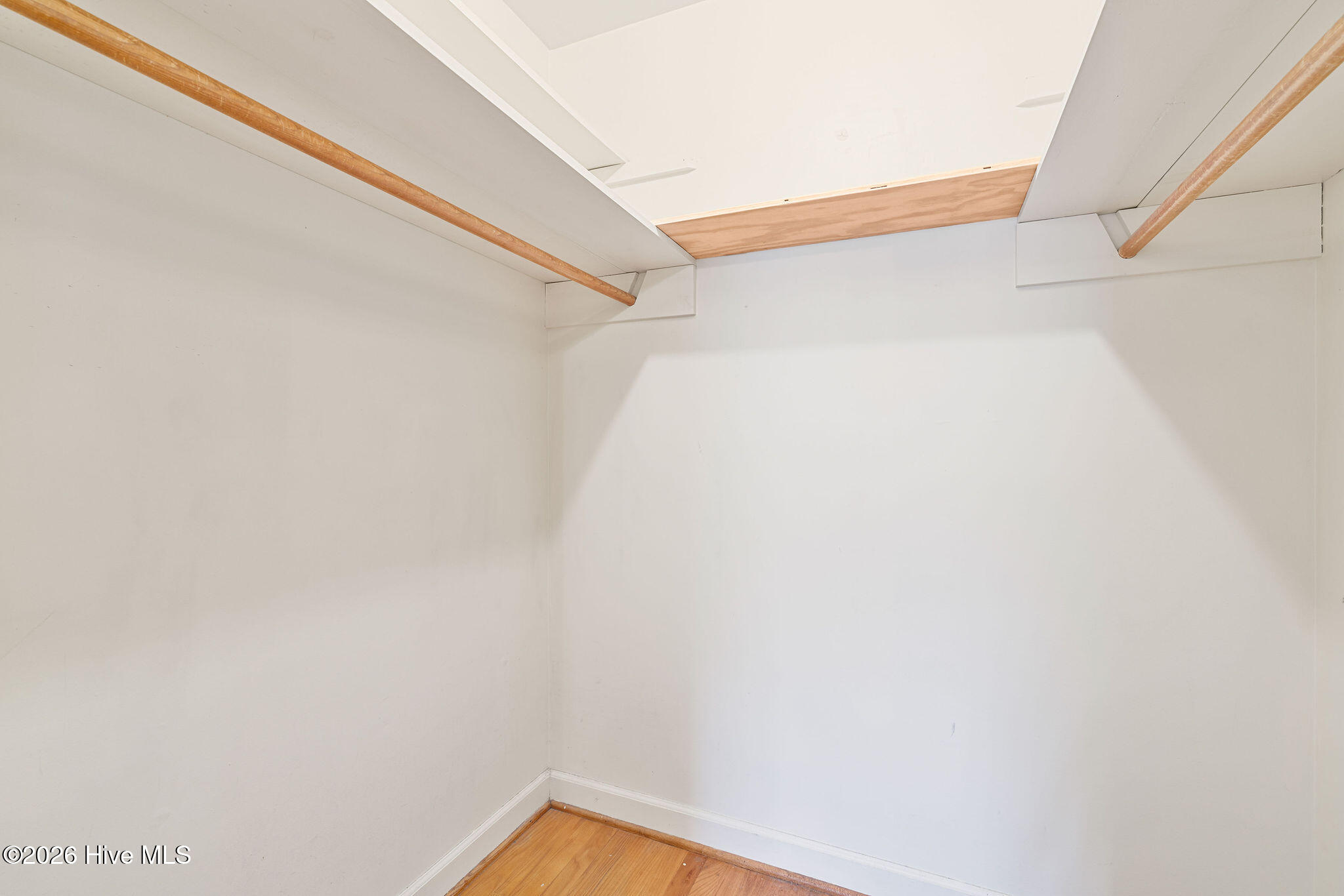 607 Gloucester Road Property Photo 23