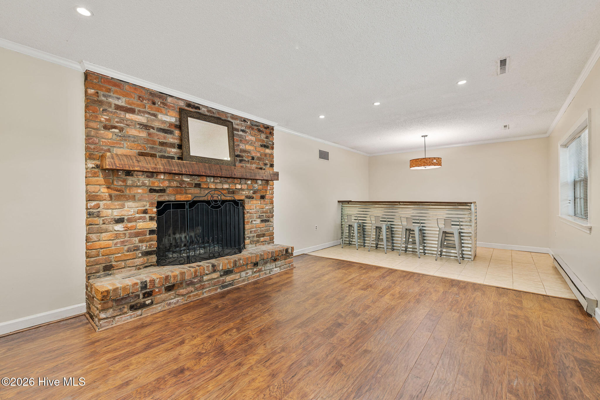607 Gloucester Road Property Photo 28