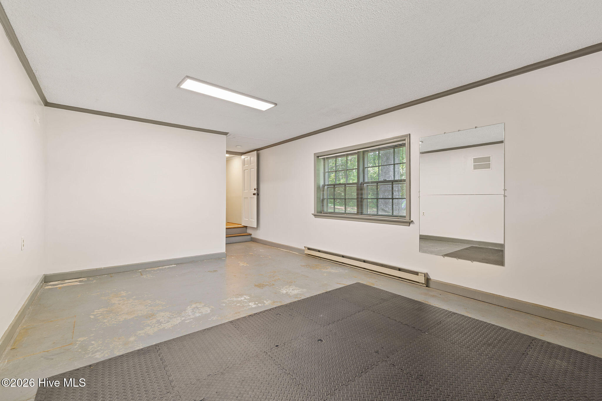 607 Gloucester Road Property Photo 35