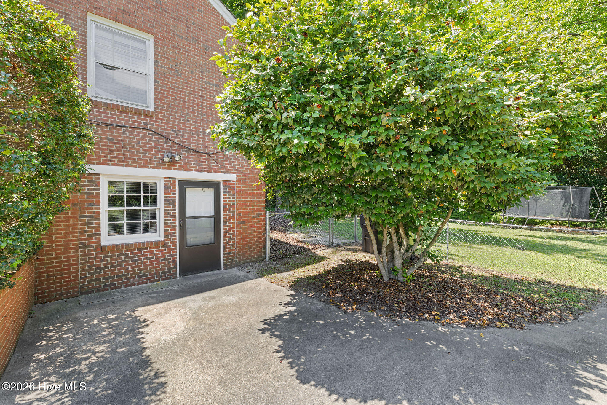 607 Gloucester Road Property Photo 40