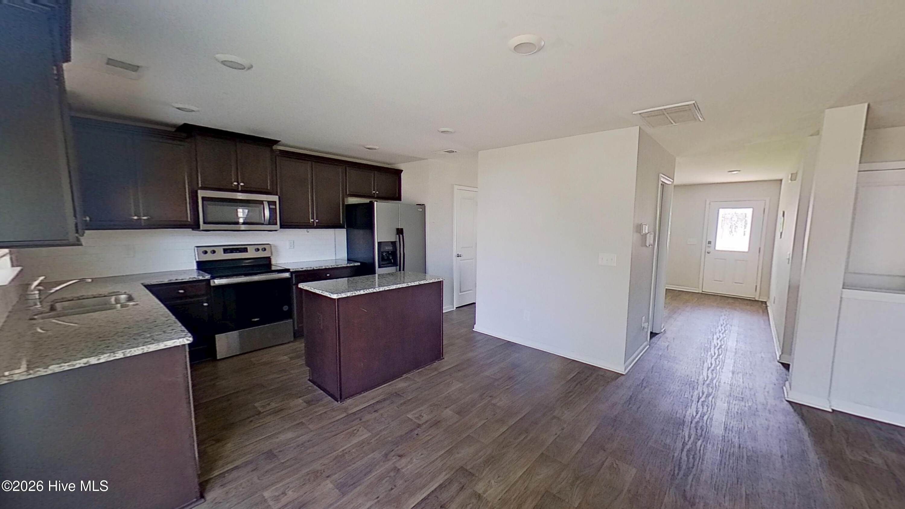 433 Ginger Drive Property Photo 5