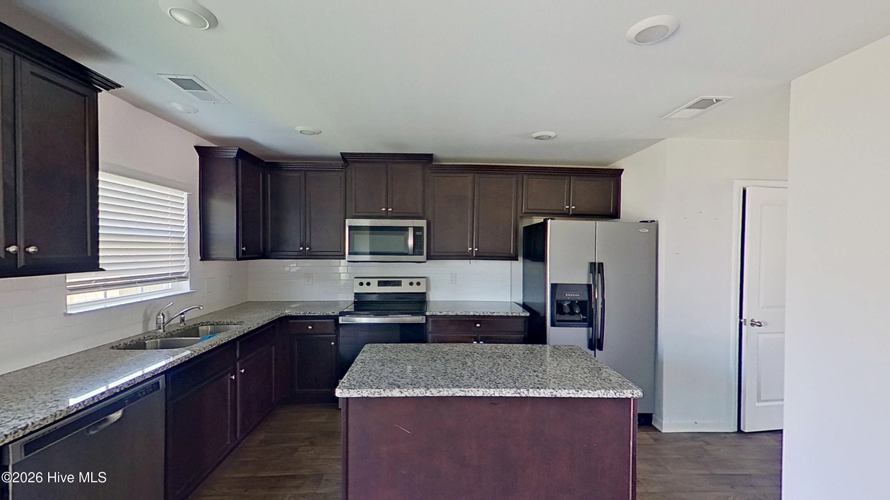 433 Ginger Drive Property Photo 6