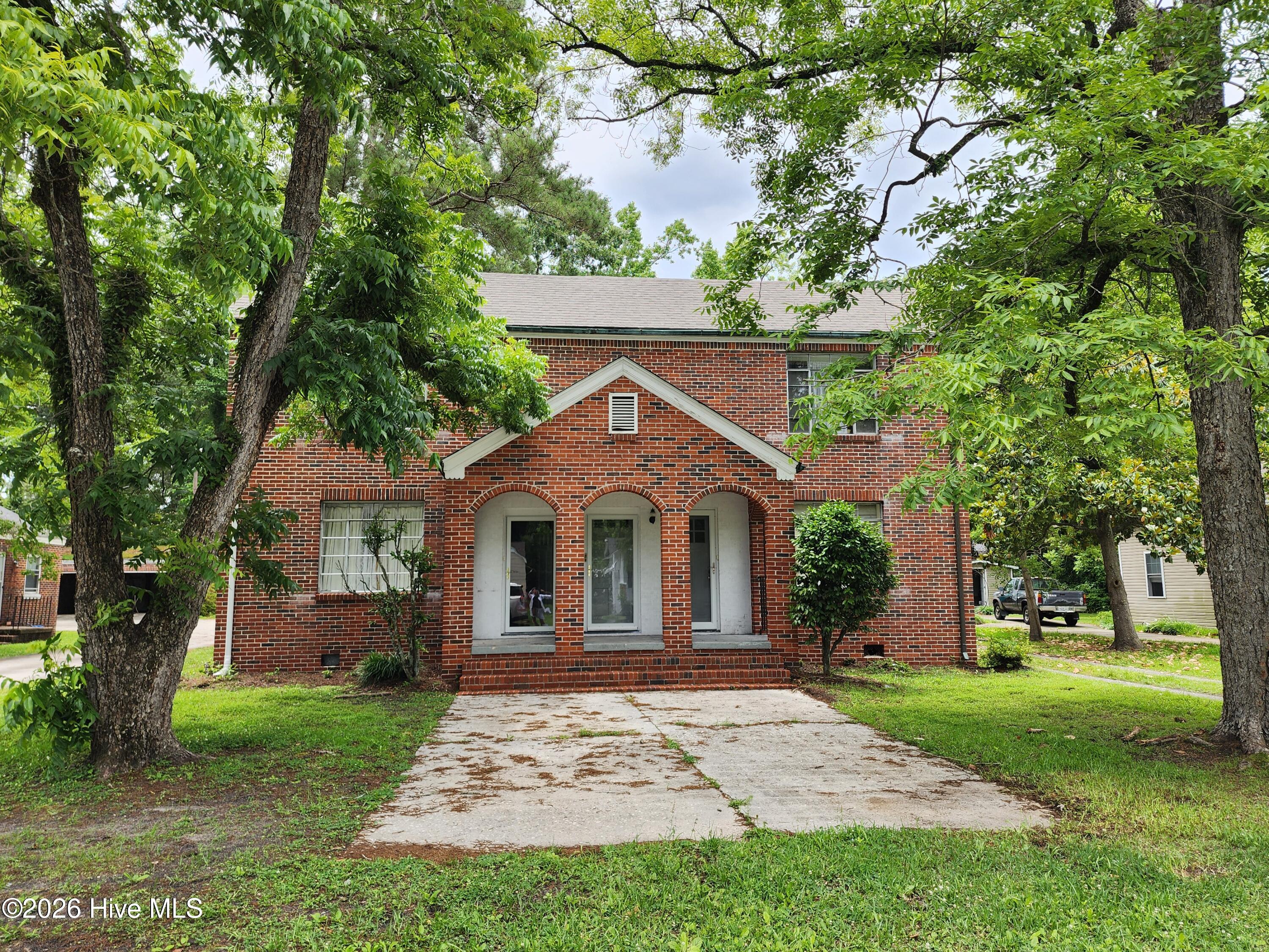 112 E Calhoun Street Property Photo 1