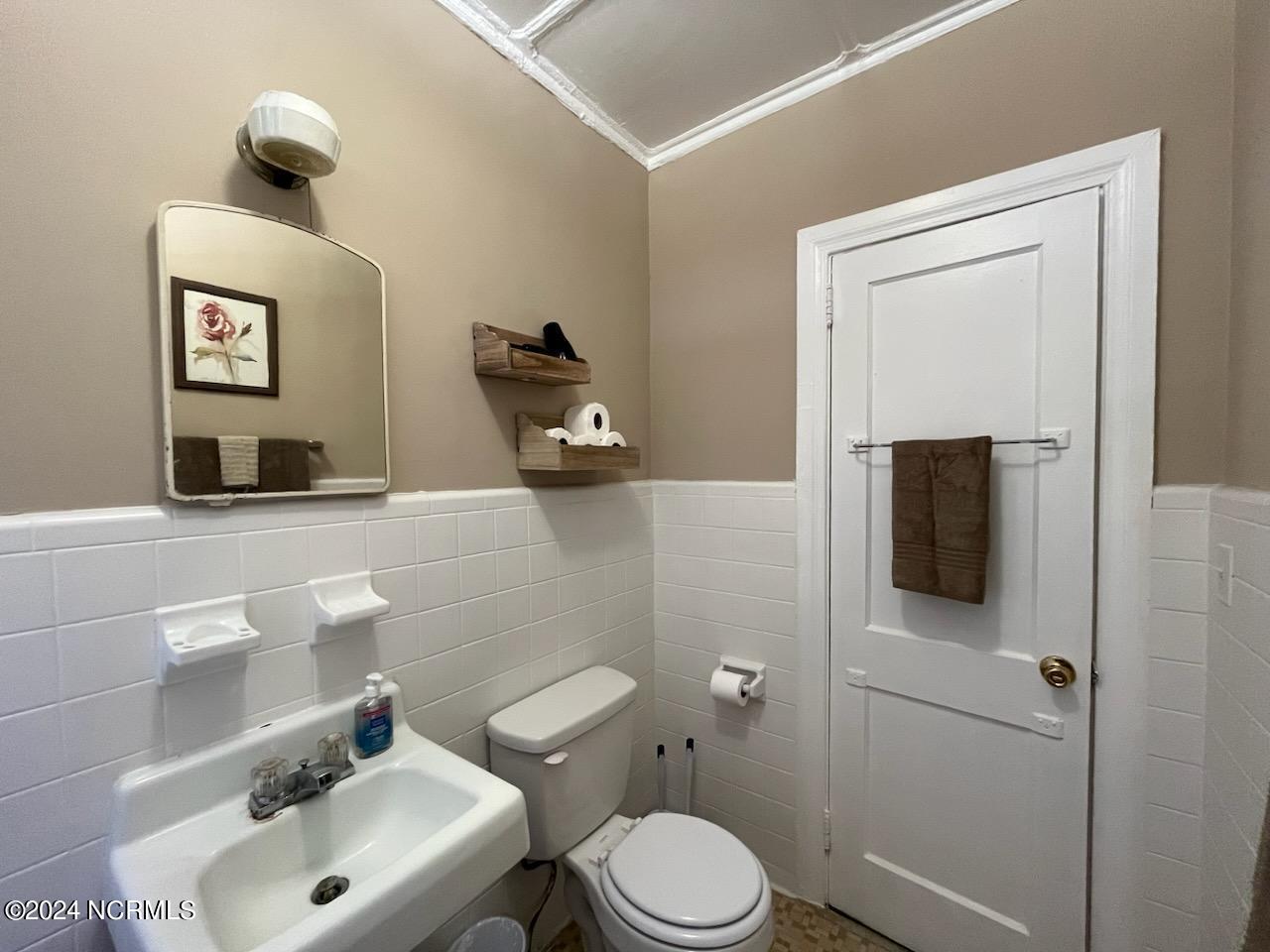 112 E Calhoun Street Property Photo 13