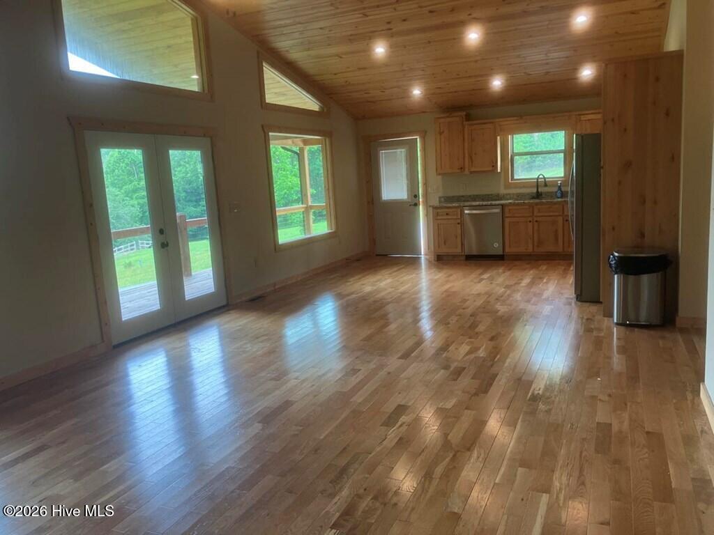 86 Point Overlook Trail Property Photo 8