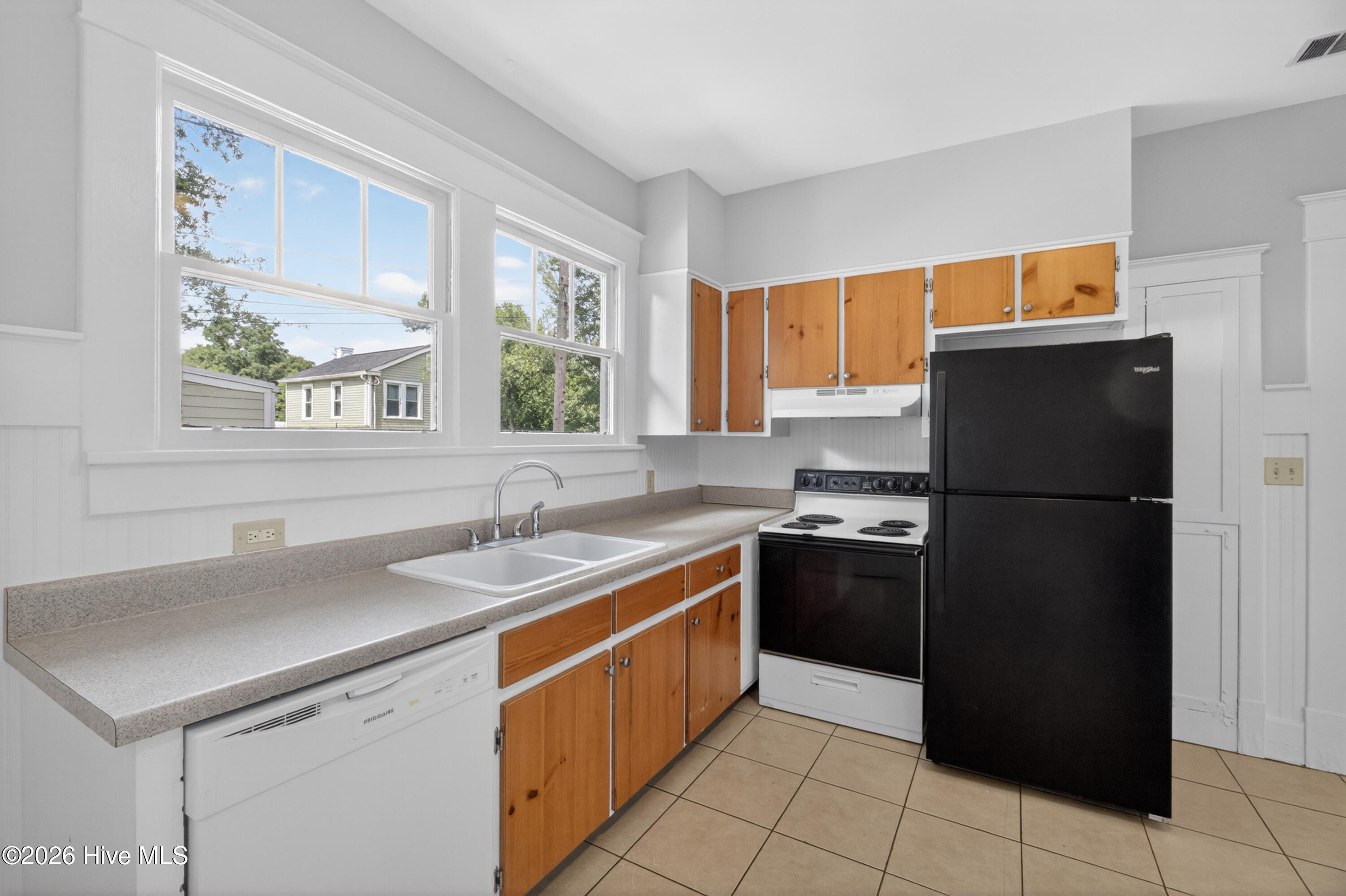 1526 Stovall Street A Property Photo 16